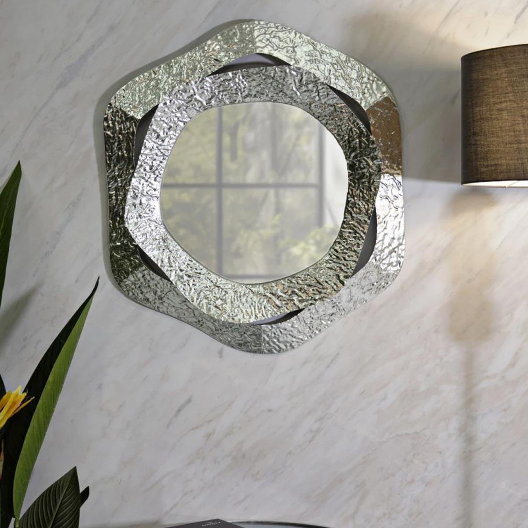 Voir la diapositive 5 : Paris Prix Miroir mural design  aury  75cm argent