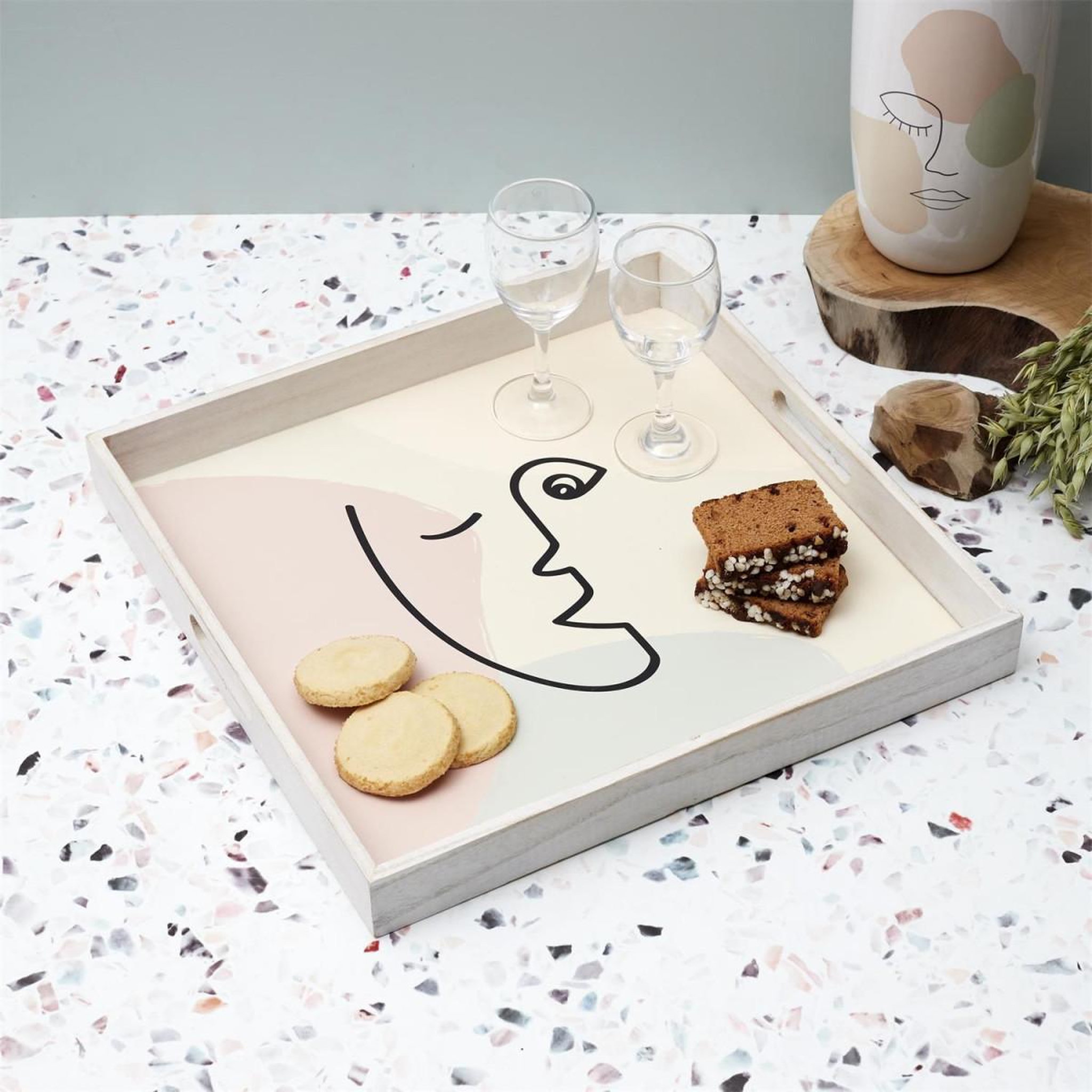Voir la diapositive 5 : The Home Deco Factory Plateau de service en bois  arty  40cm beige