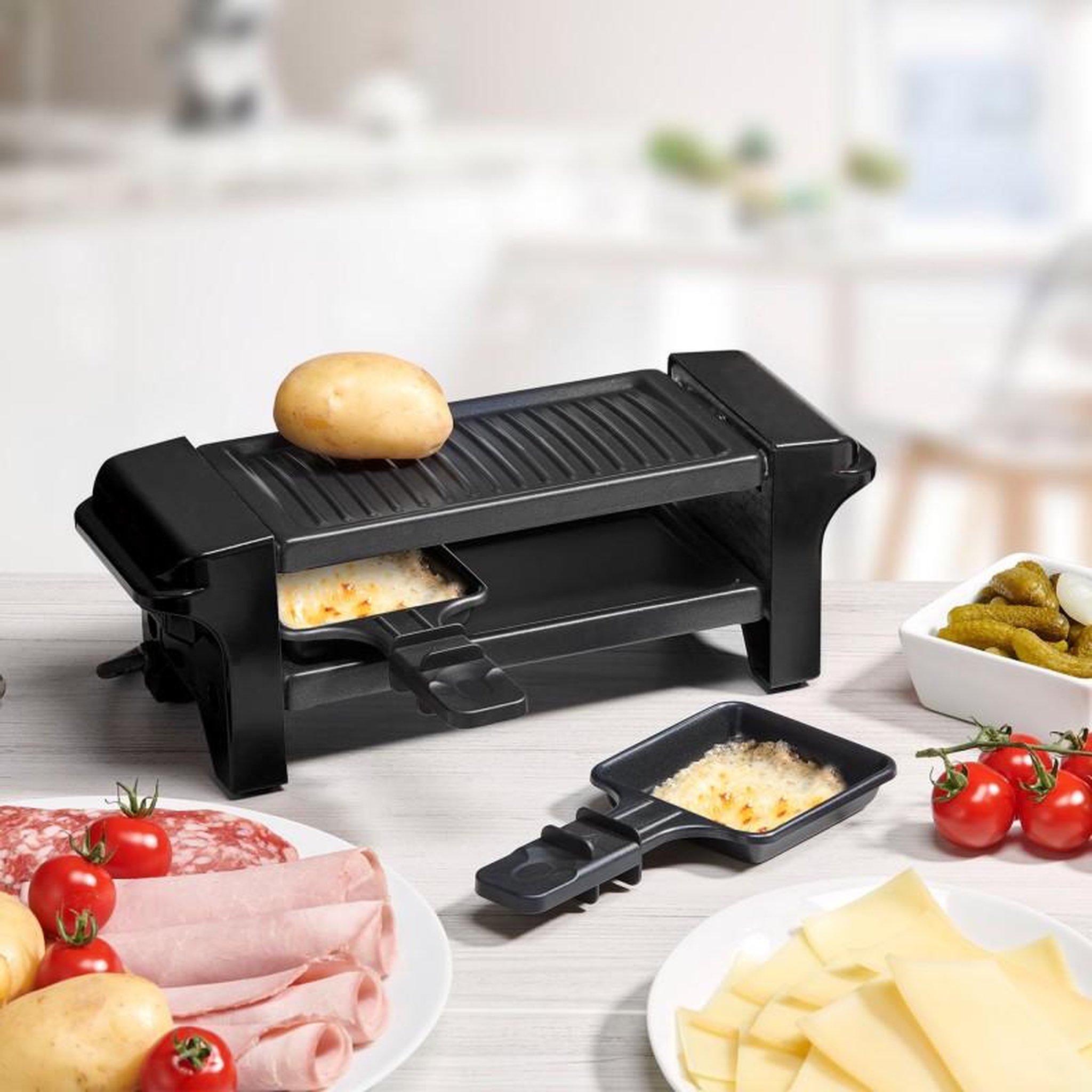 Voir la diapositive 3 : KITCHENCOOK Kitchencook - Appareil à Raclette - 2 Personnes - 350w - Grill Antiadhésif Amovible - 2 Poêlons - Poignée De Transport