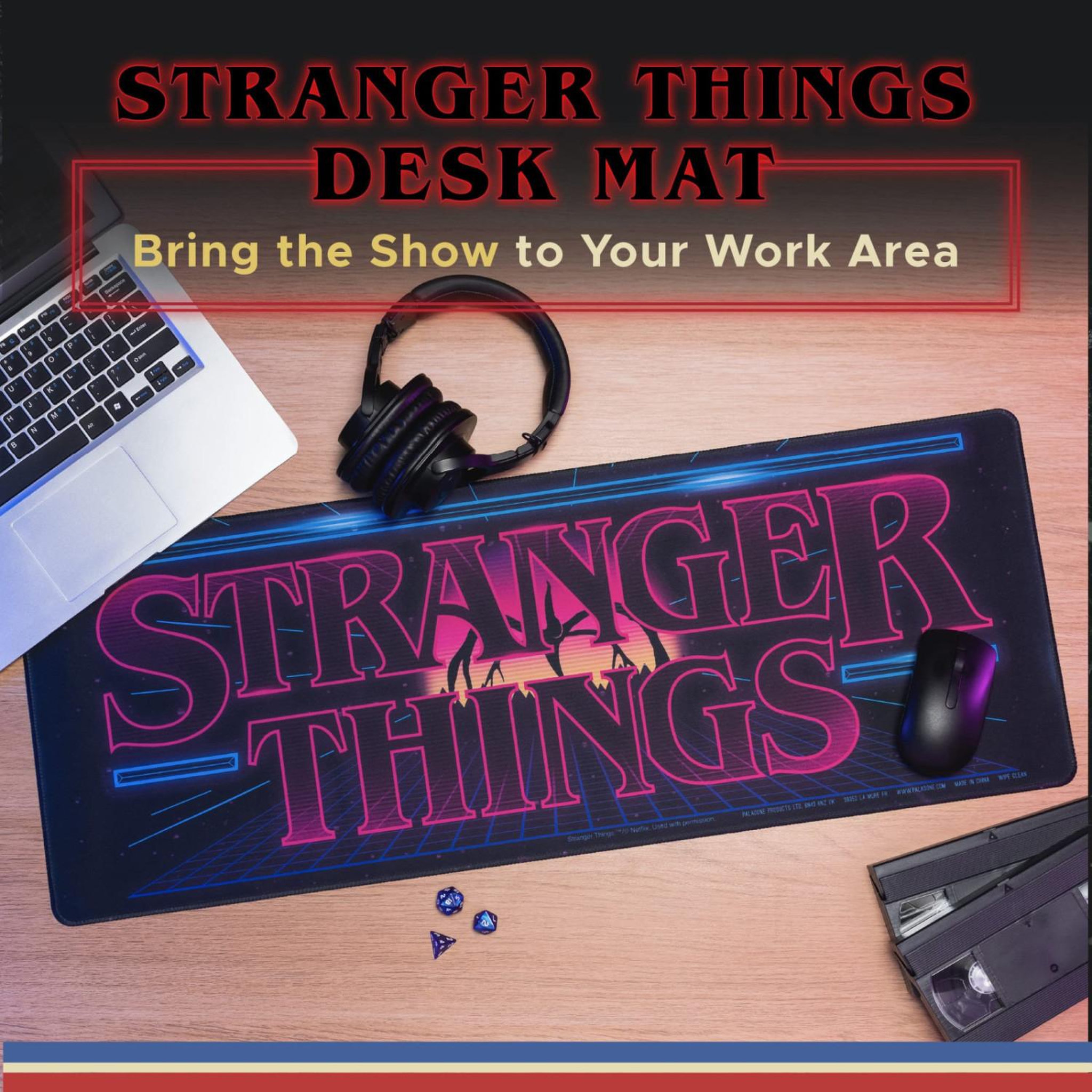 Voir la diapositive 2 : Paladone Tapis de bureau paladone stranger things arcade
