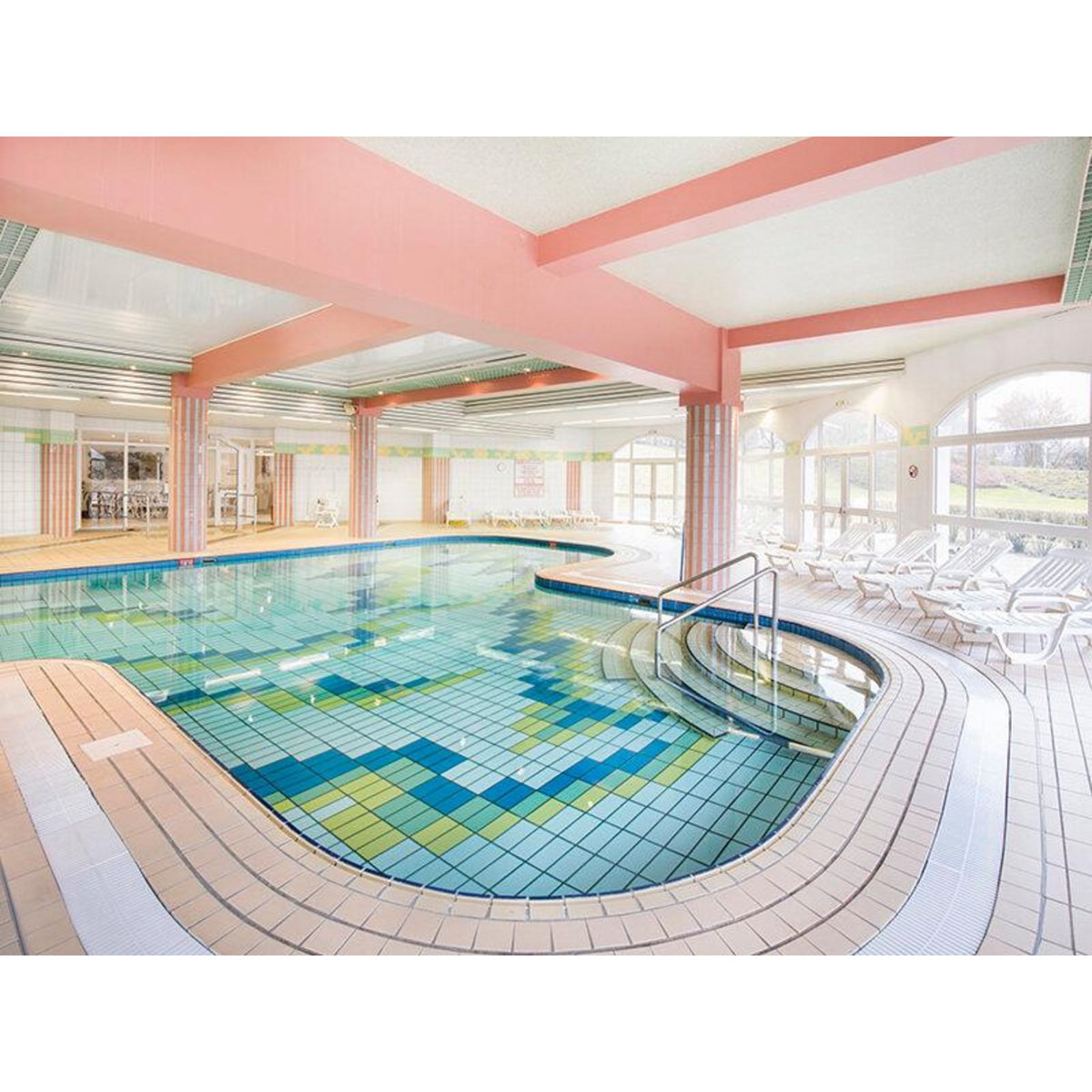 Smartbox 2 jours à Aix-les-Bains avec accès au spa et soin de balnéothérapie - Coffret Cadeau Séjour