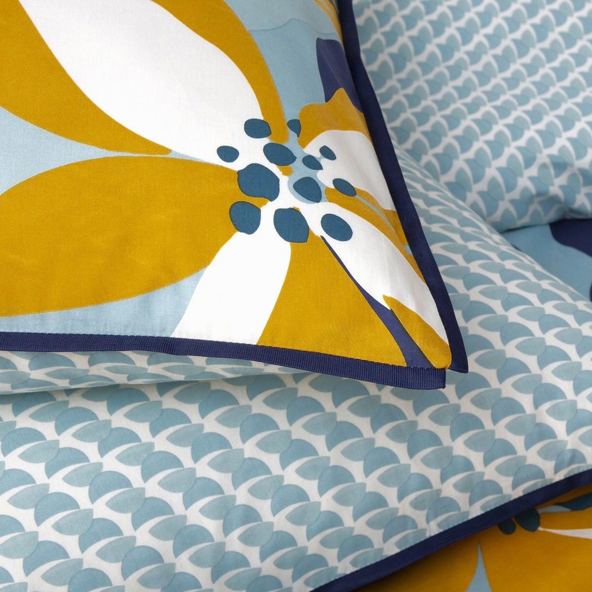 Voir la diapositive 2 : FUTURE HOME Parure de lit 2 personnes en percale 70 fils imprimé bleu