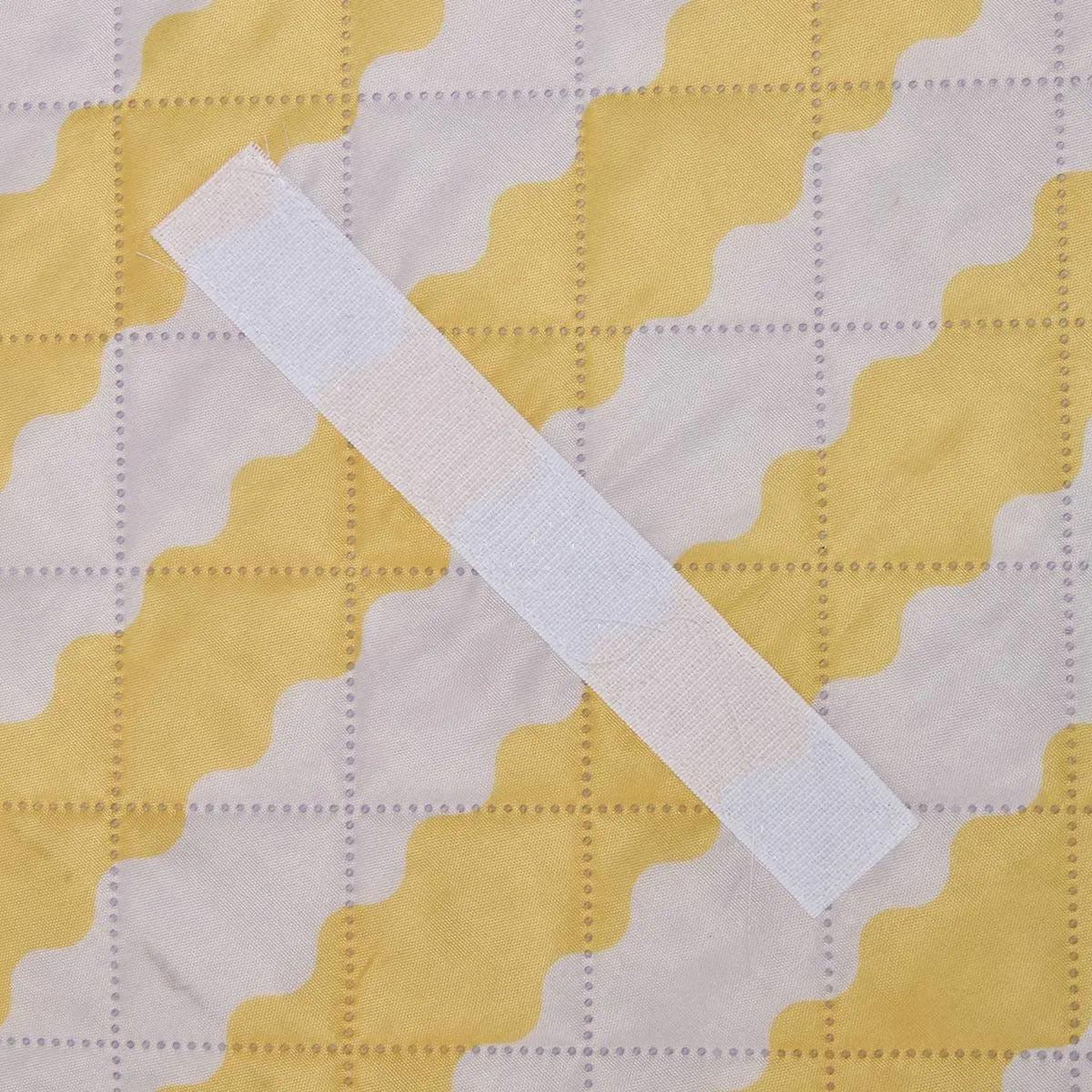 Voir la diapositive 4 : FIVE Couverture de Pique-Nique  Poolside  140x175cm Jaune