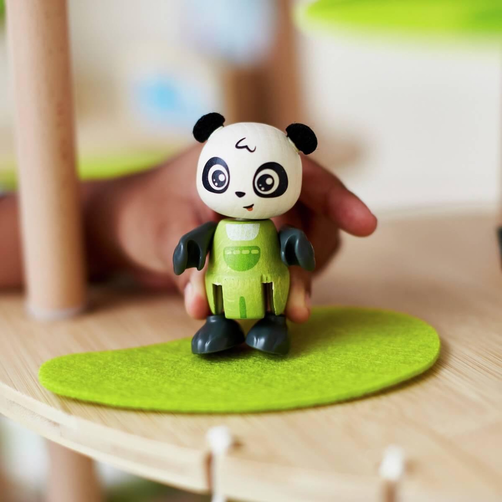 Voir la diapositive 5 : Hape La maison en bambou des pandas