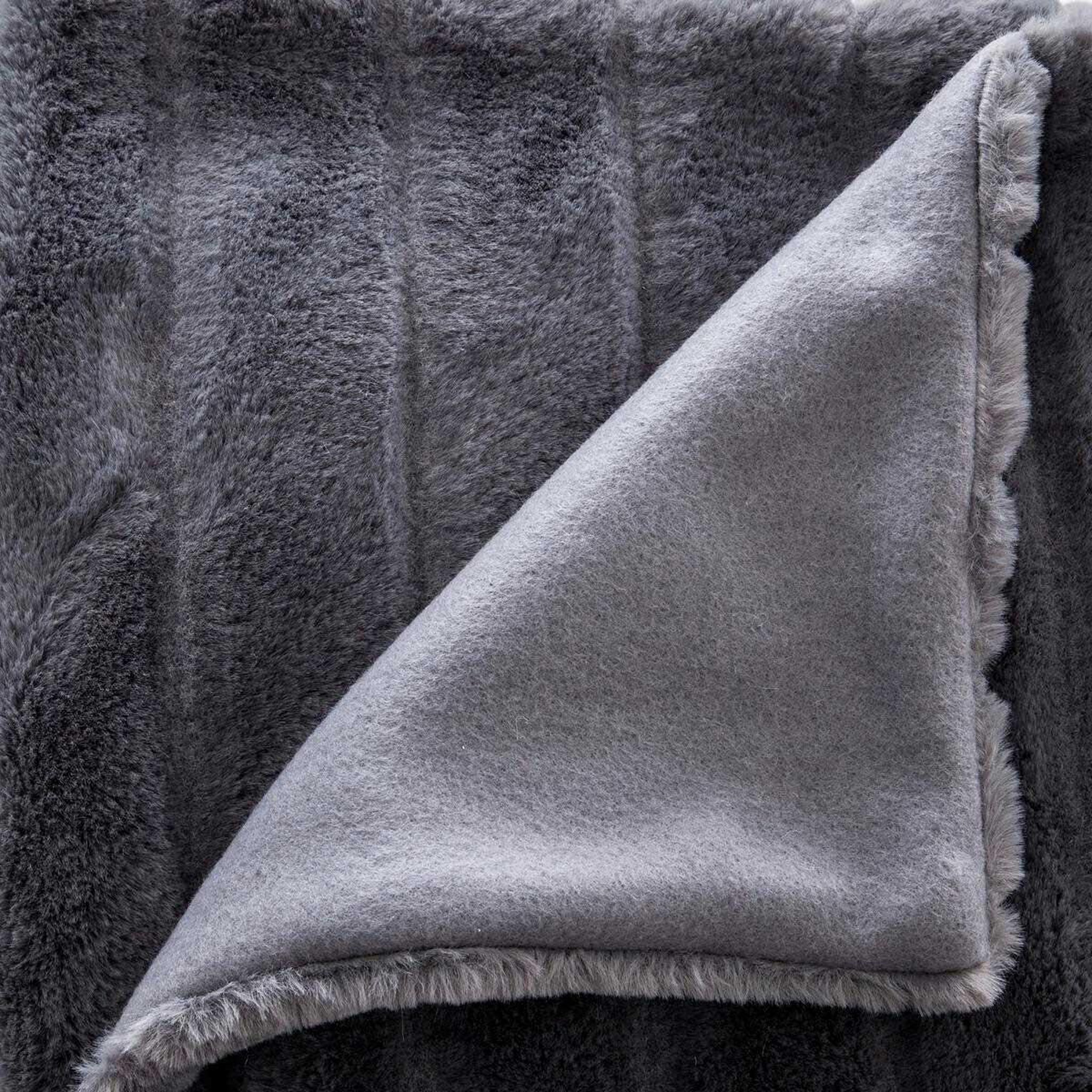 Voir la diapositive 3 : ATMOSPHERA Plaid design imitiation fourrure manoir - l. 120 x l. 160 cm - gris foncé