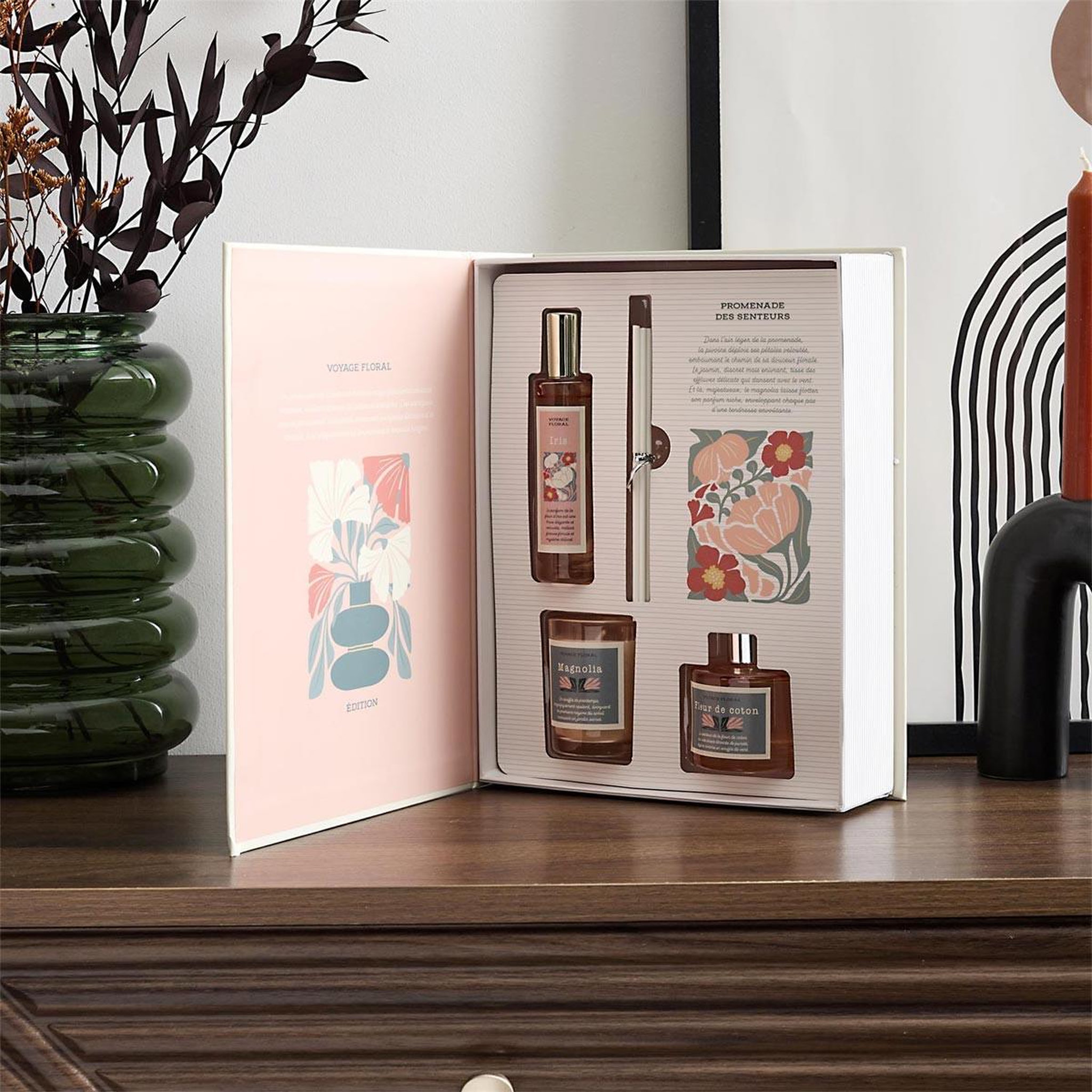 Voir la diapositive 4 : The Home Deco Factory Coffret senteur parfumée  flower  25cm fleur de coton