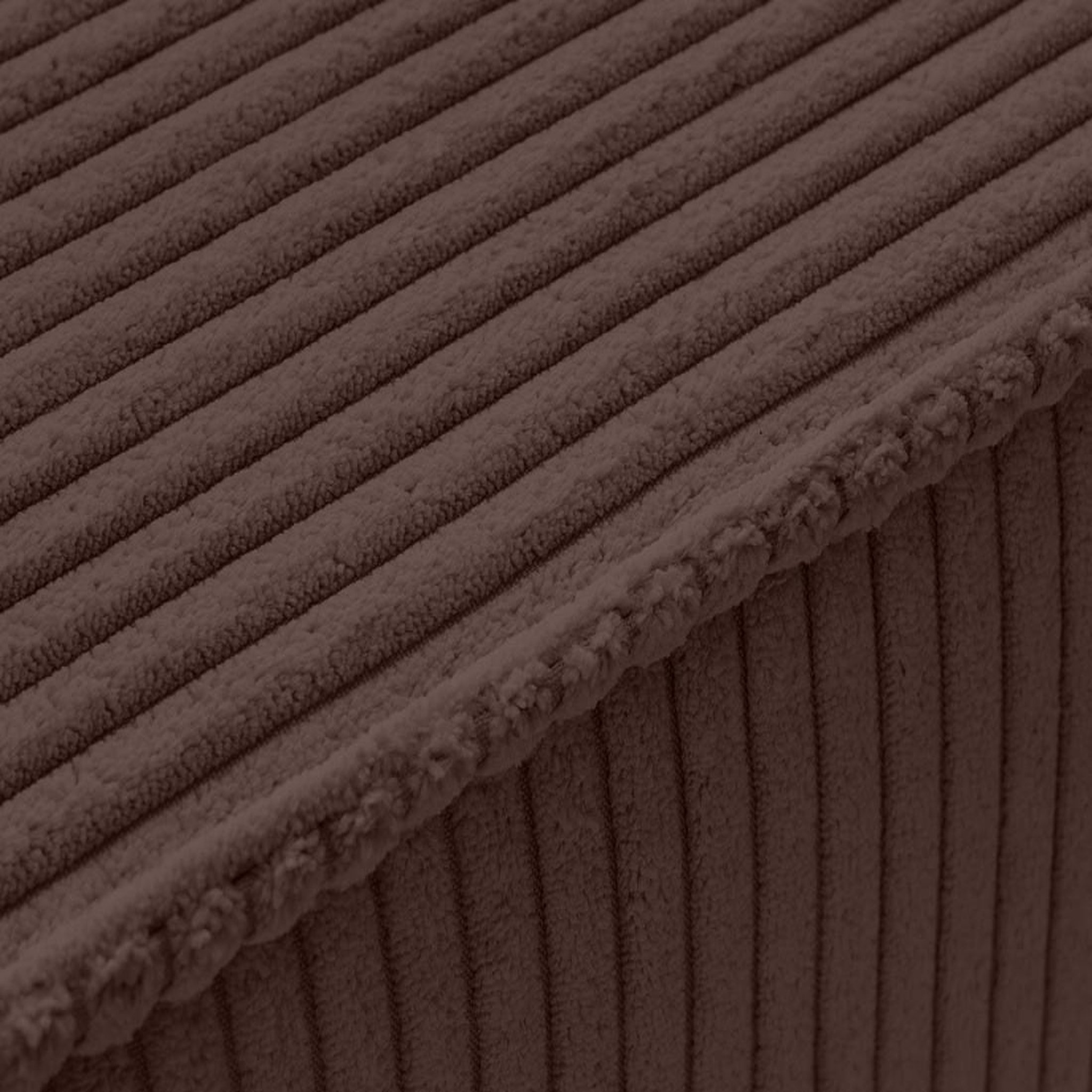 Voir la diapositive 6 : LISA DESIGN Stella - fauteuil en velours côtelé