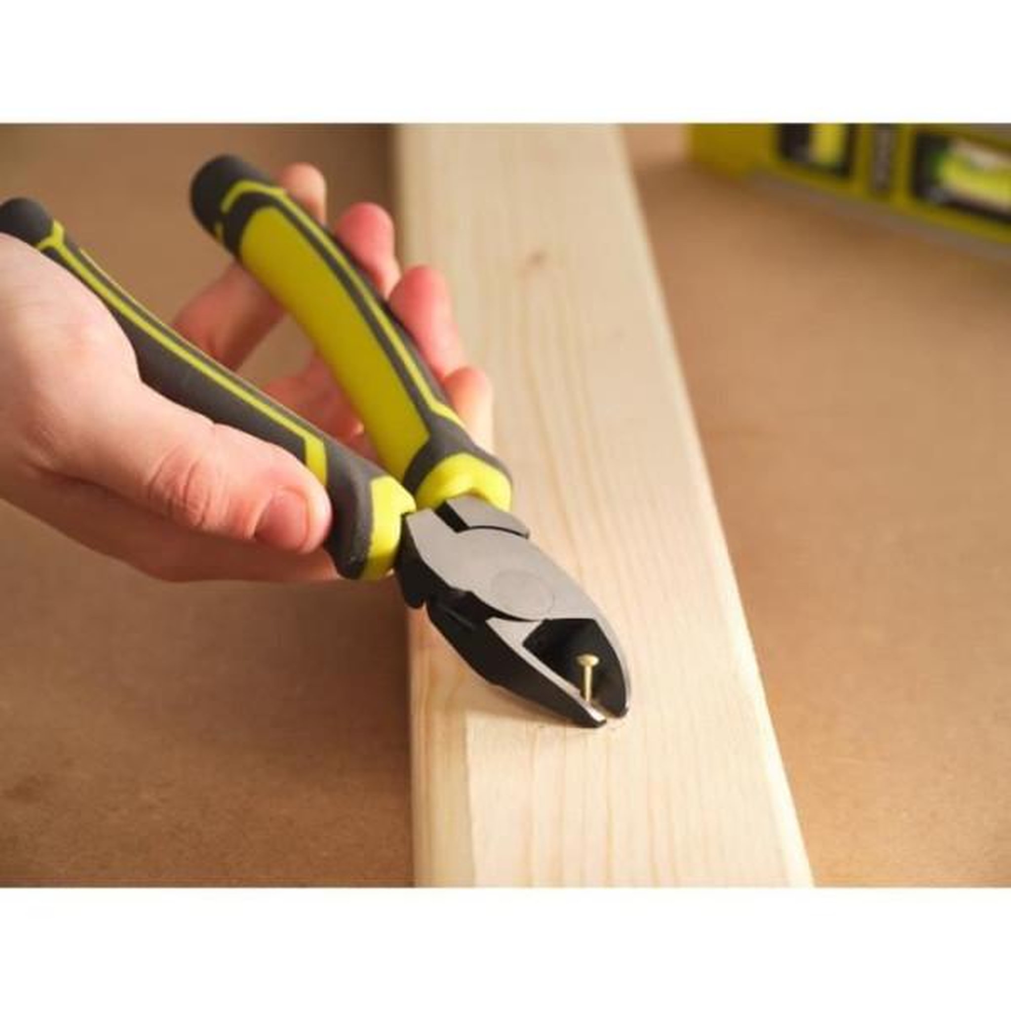 Voir la diapositive 2 : Ryobi Pince coupante diagonale - RYOBI - 160 mm