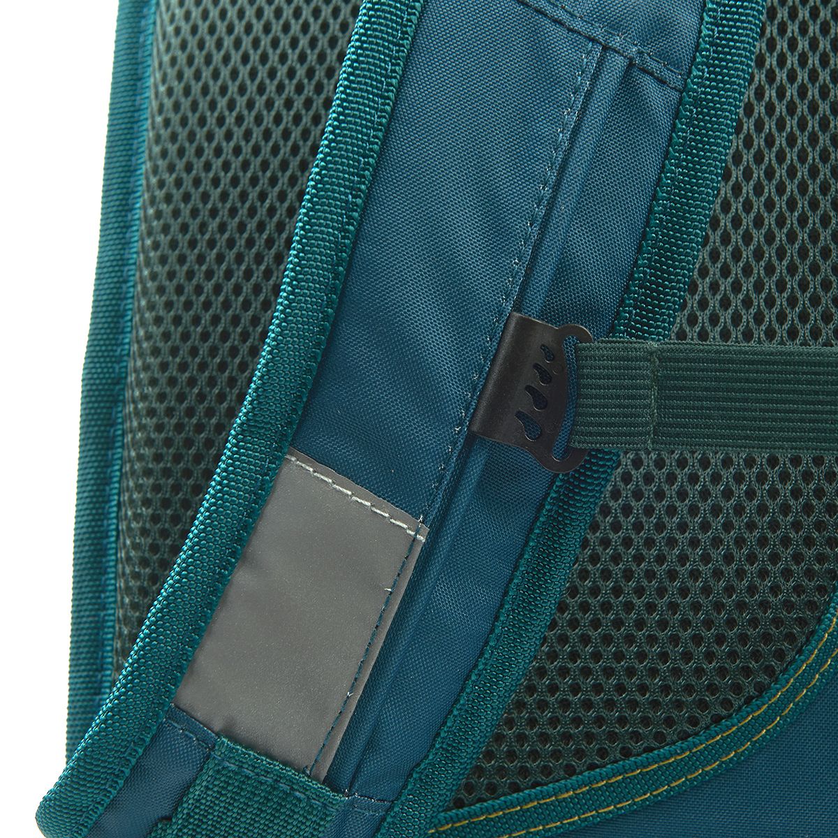 AUCHAN Cartable 38 cm CP/CE1/CE2 vert et rose avec leds