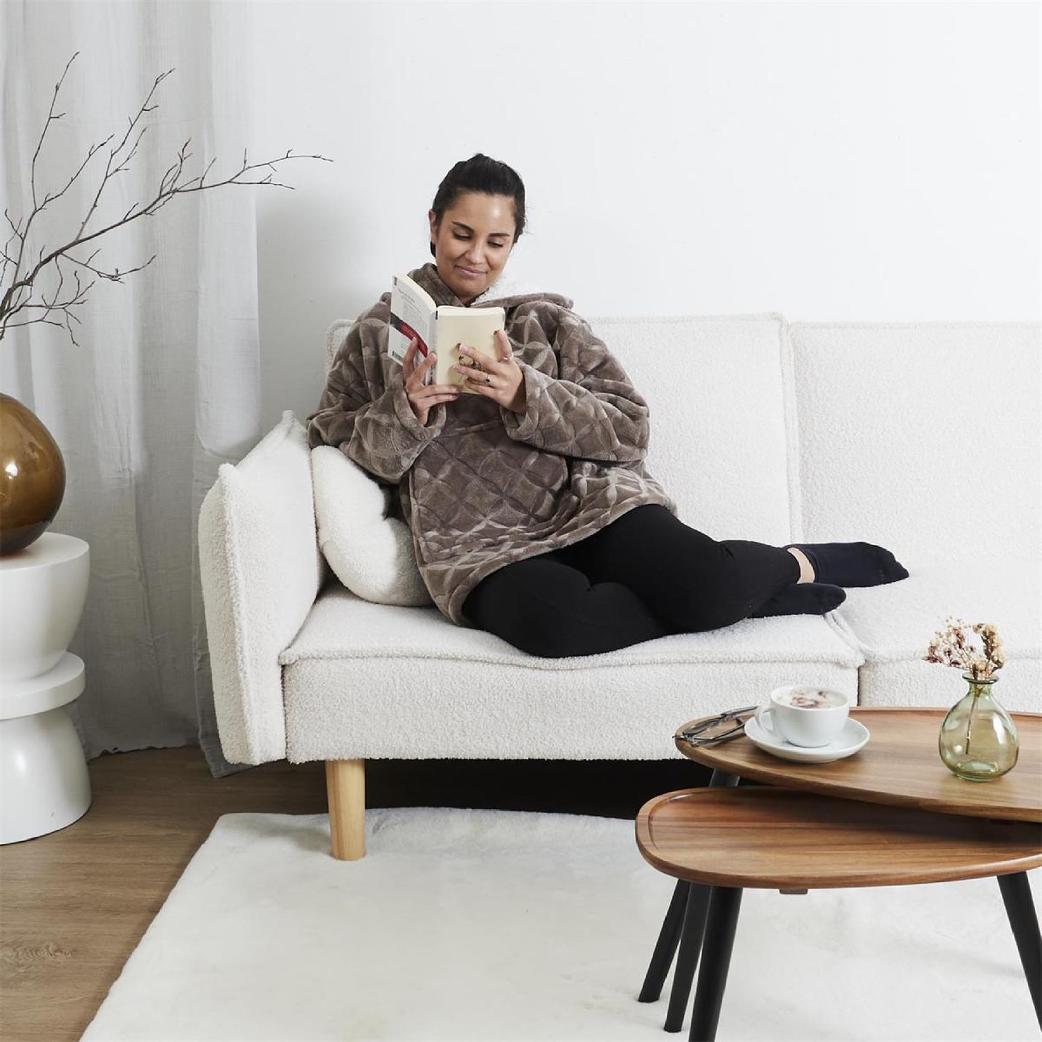 Voir la diapositive 4 : The Home Deco Factory Plaid sweat à capuche  embosse  85x118cm marron