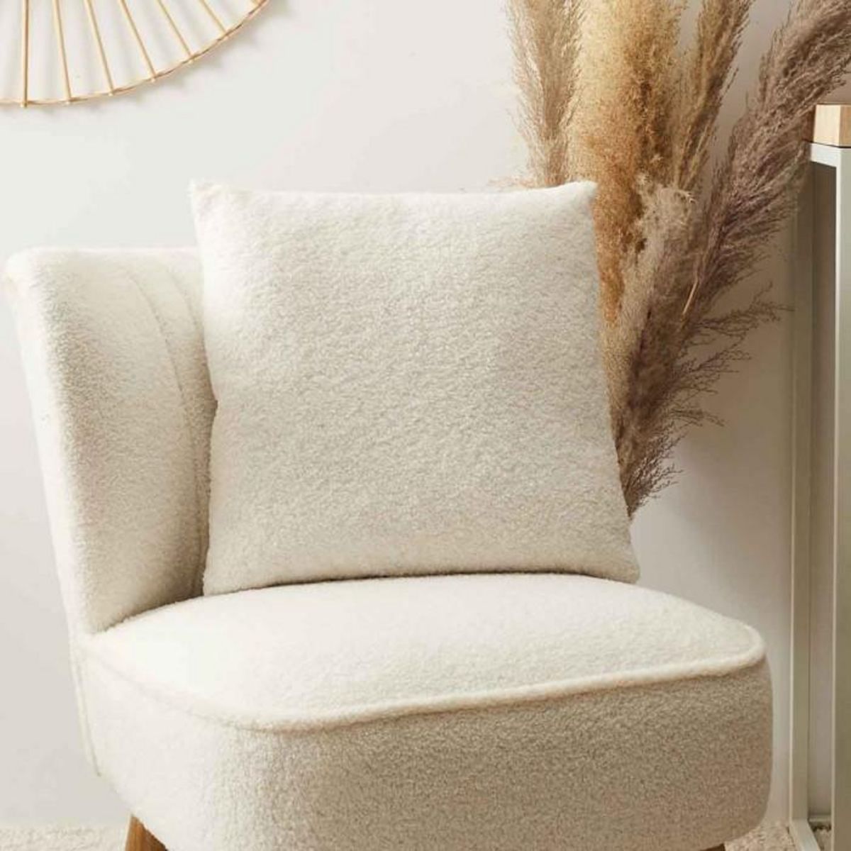 Paris Prix Coussin Déco  Bouclée  40x40cm Crème