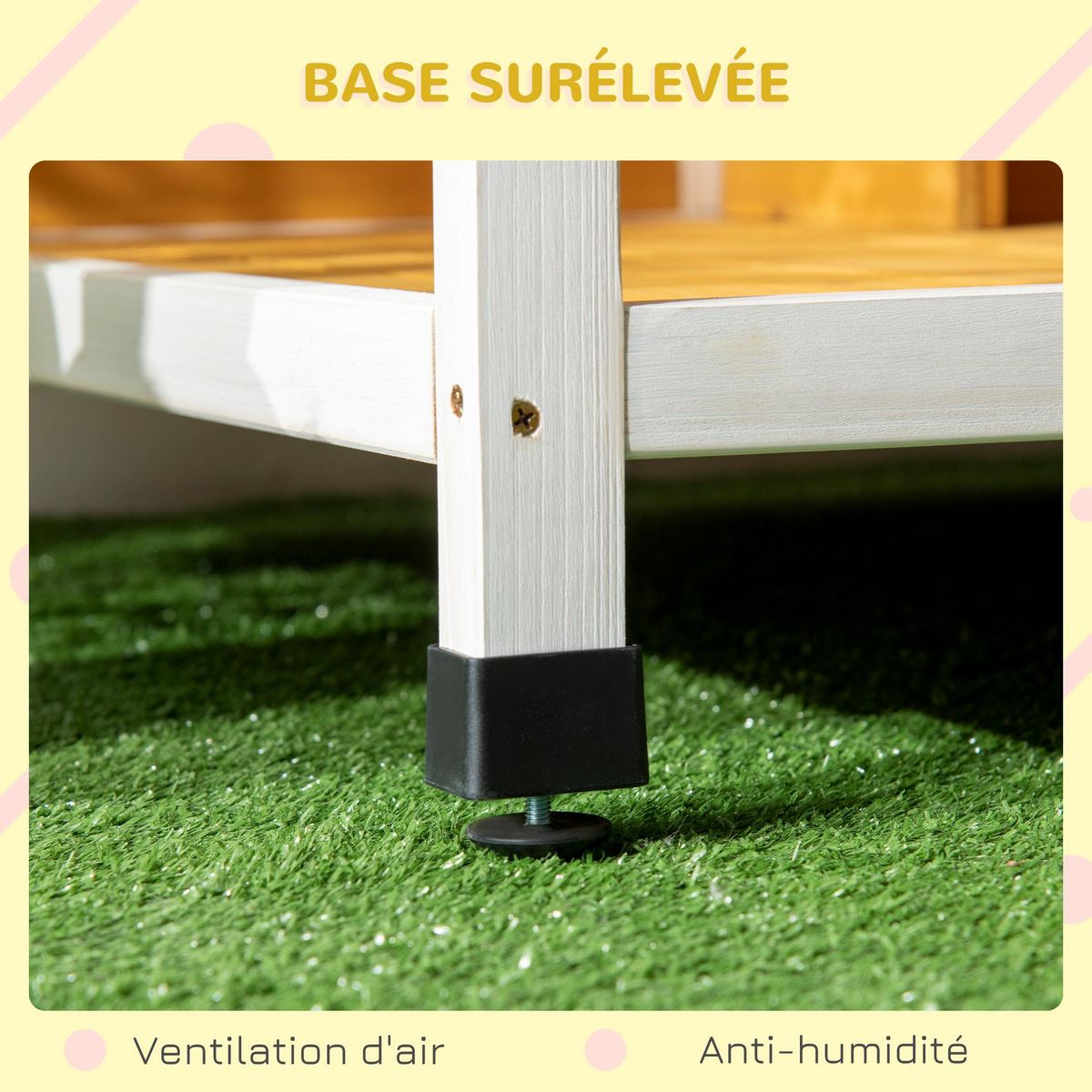 PAWHUT Niche lodge chien avec terrasse couverte sur pied - toit bitumé ouvrant, fenêtre - bois sapin pré-huilé blanc