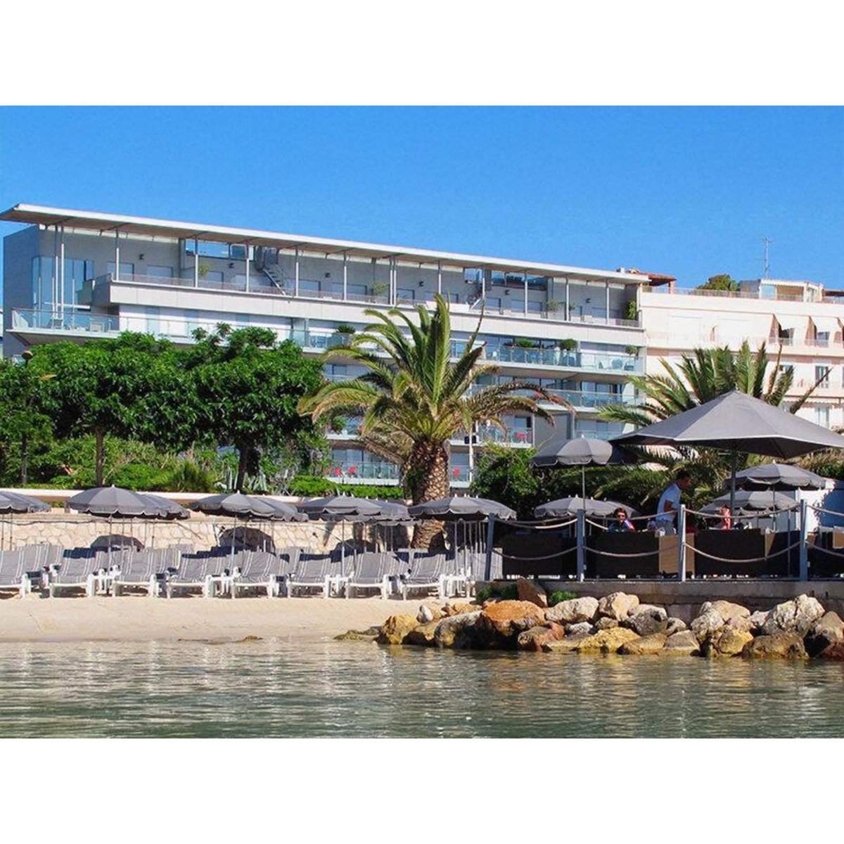 Smartbox 2 jours au bord de la mer en famille dans un hôtel 4* à Antibes - Coffret Cadeau Séjour