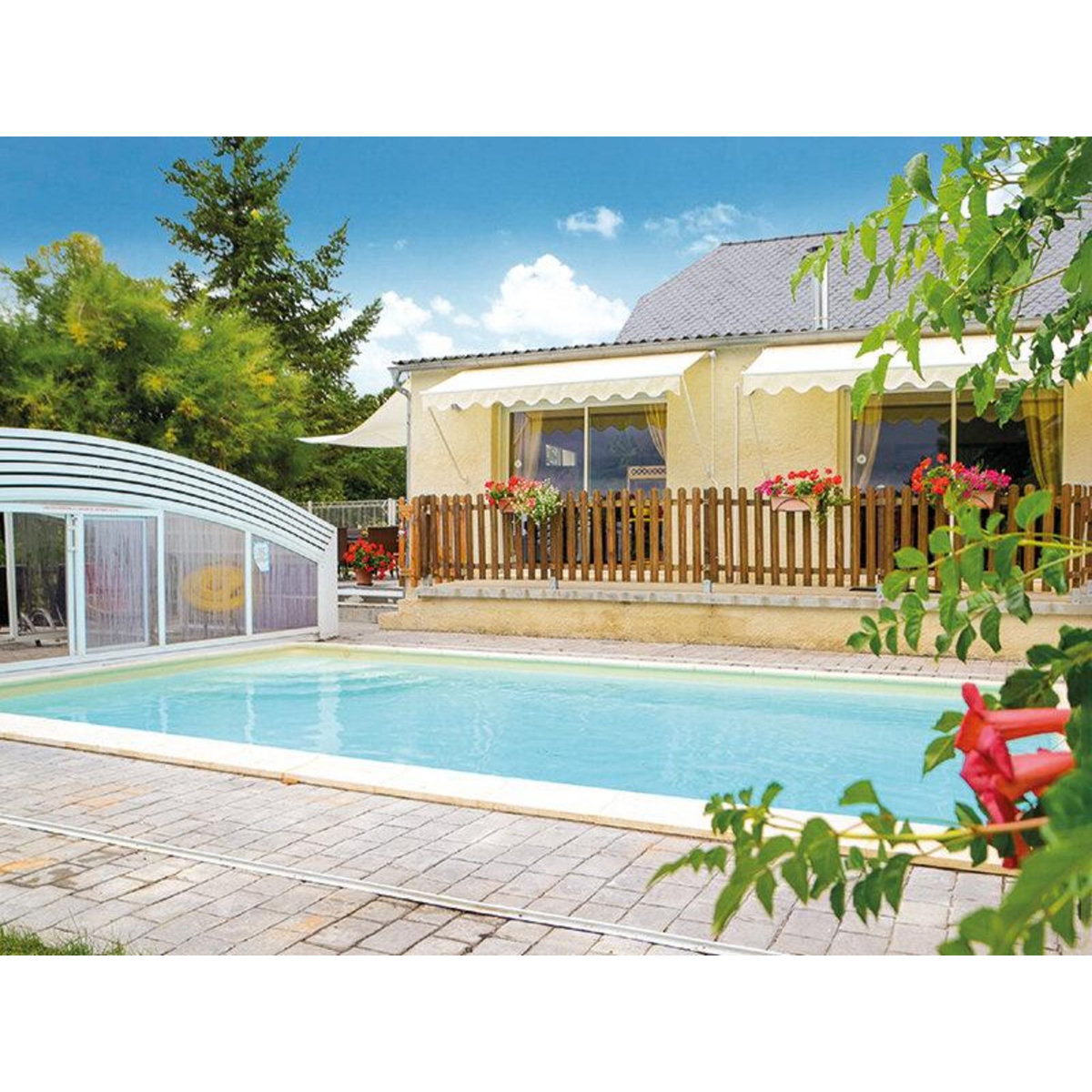 Smartbox Séjour détente avec accès au bain bouillonnant - Coffret Cadeau Séjour