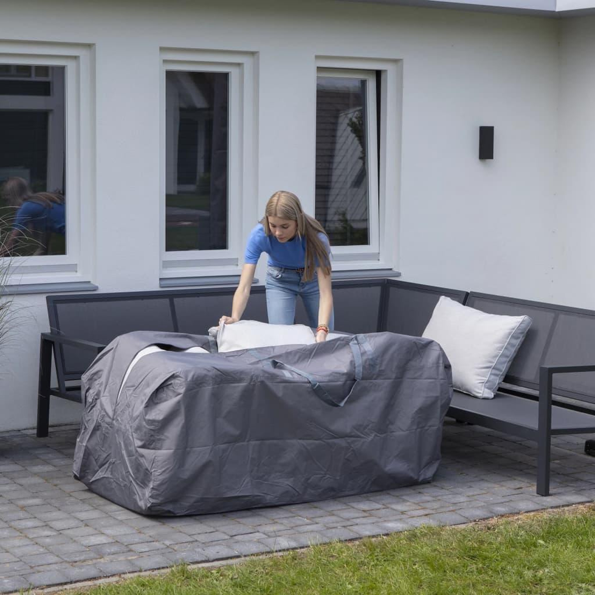 Voir la diapositive 4 : MADISON Madison Housse de coussins d'exterieur 80 x 80 x 60 cm Gris