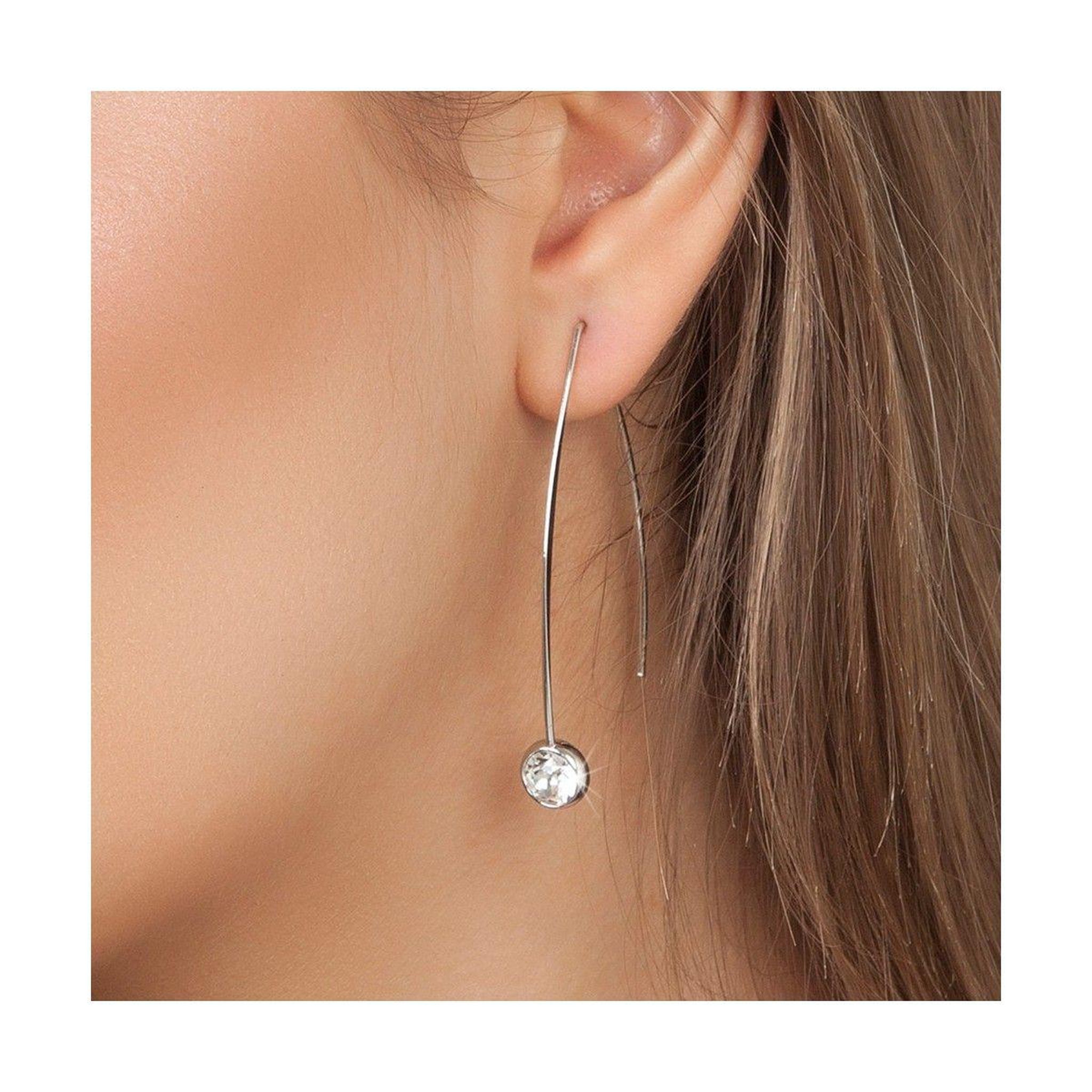 Voir la diapositive 3 : SC CRYSTAL Boucles d'oreilles point de lumière SC Crystal ornées de Cristaux scintillants