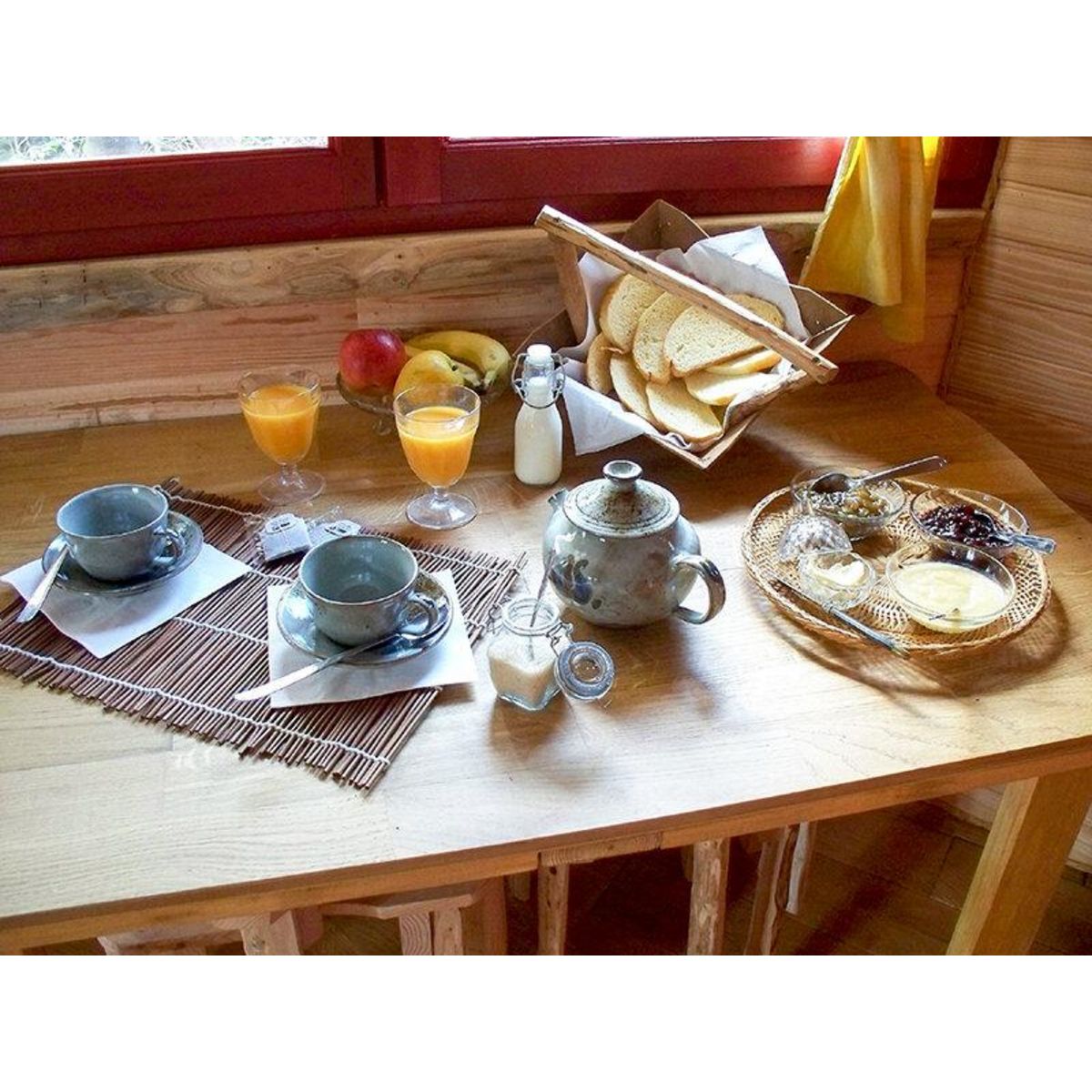 Smartbox Séjour de 3 jours dans un bateau échoué dans le Cotentin - Coffret Cadeau Séjour