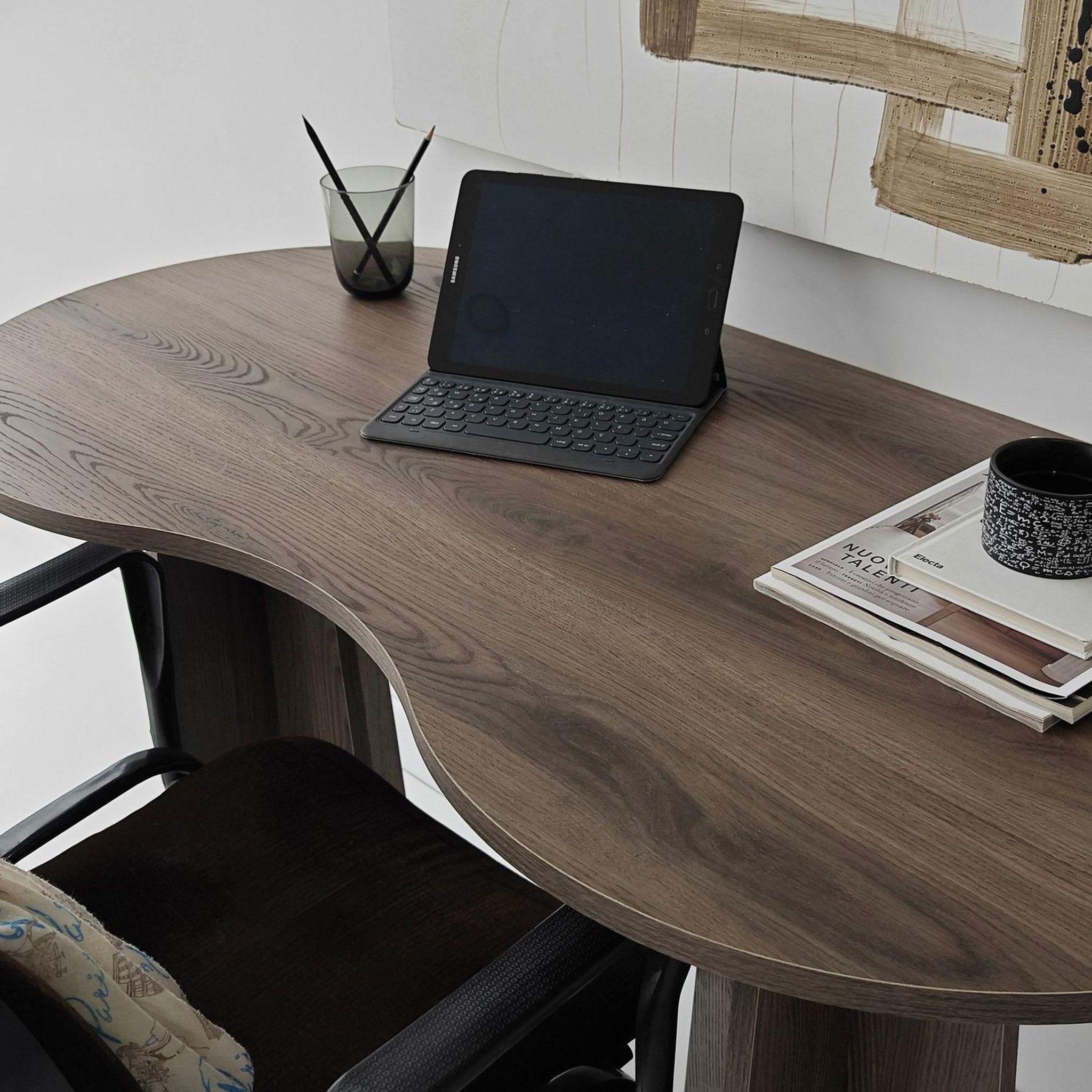 Voir la diapositive 4 : TOILINUX Bureau asymétrique design organique berlin