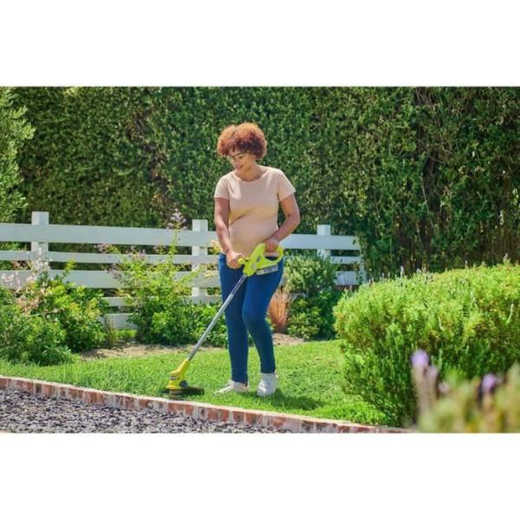 Voir la diapositive 4 : Ryobi RYOBI - Coupe-bordures / dresse-bordures 18V ONE+ - Ø coupe 23 cm - Ø fil 1 x 1,6 mm - vendu sans batterie ni chargeur - RY18L
