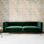 Voir la diapositive 2 : Rendez vous déco Canapé 3 places en velours vert foncé - Gatsby