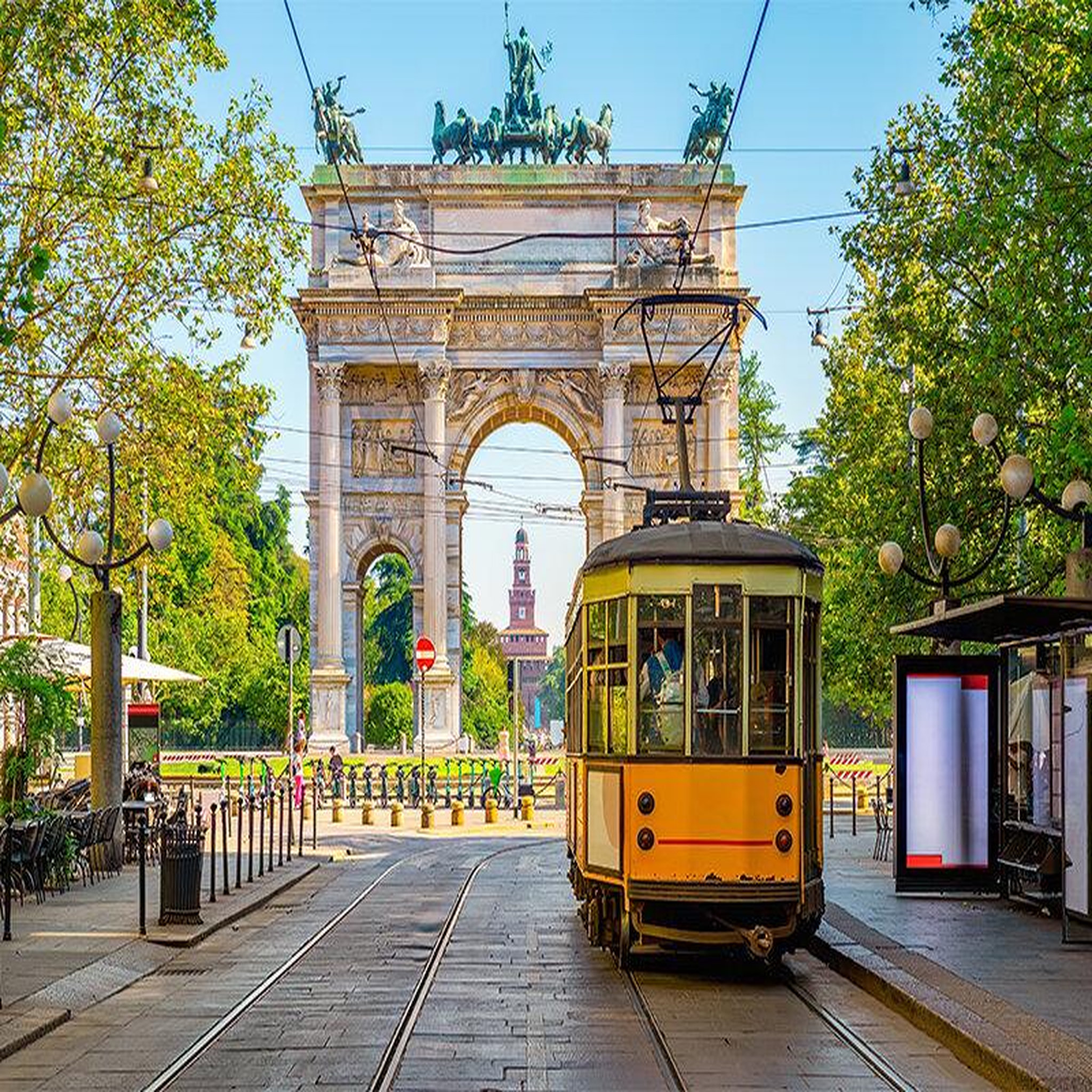Voir la diapositive 4 : Smartbox 4 jours à milan avec croisière - coffret cadeau séjour