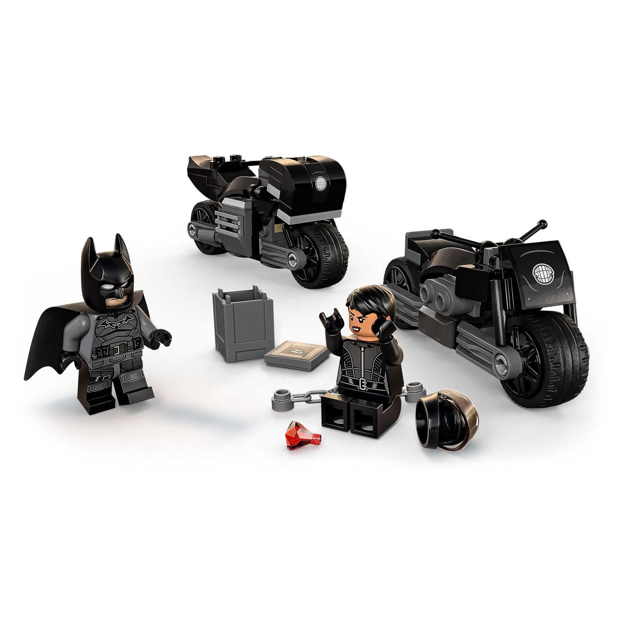 Voir la diapositive 4 : LEGO DC 796179 La course poursuite de Batman et Selina Kyle 