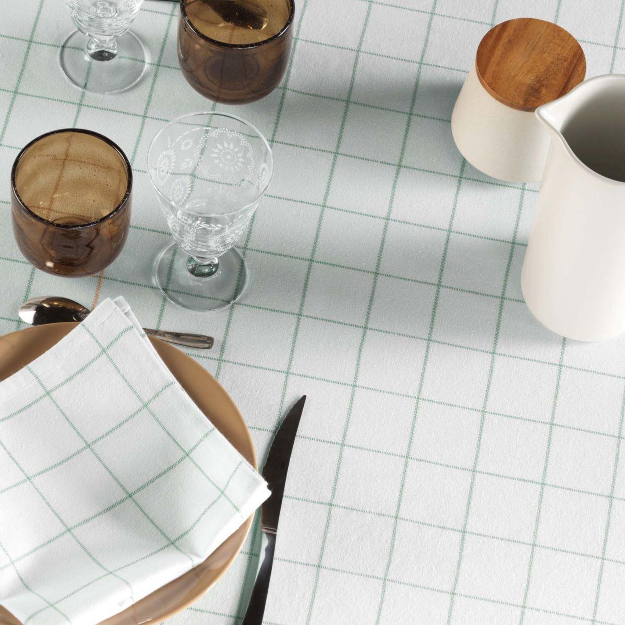 Voir la diapositive 2 : Douceur d'Intérieur Lot de 3 serviettes de table  axel  40x40cm vert sauge