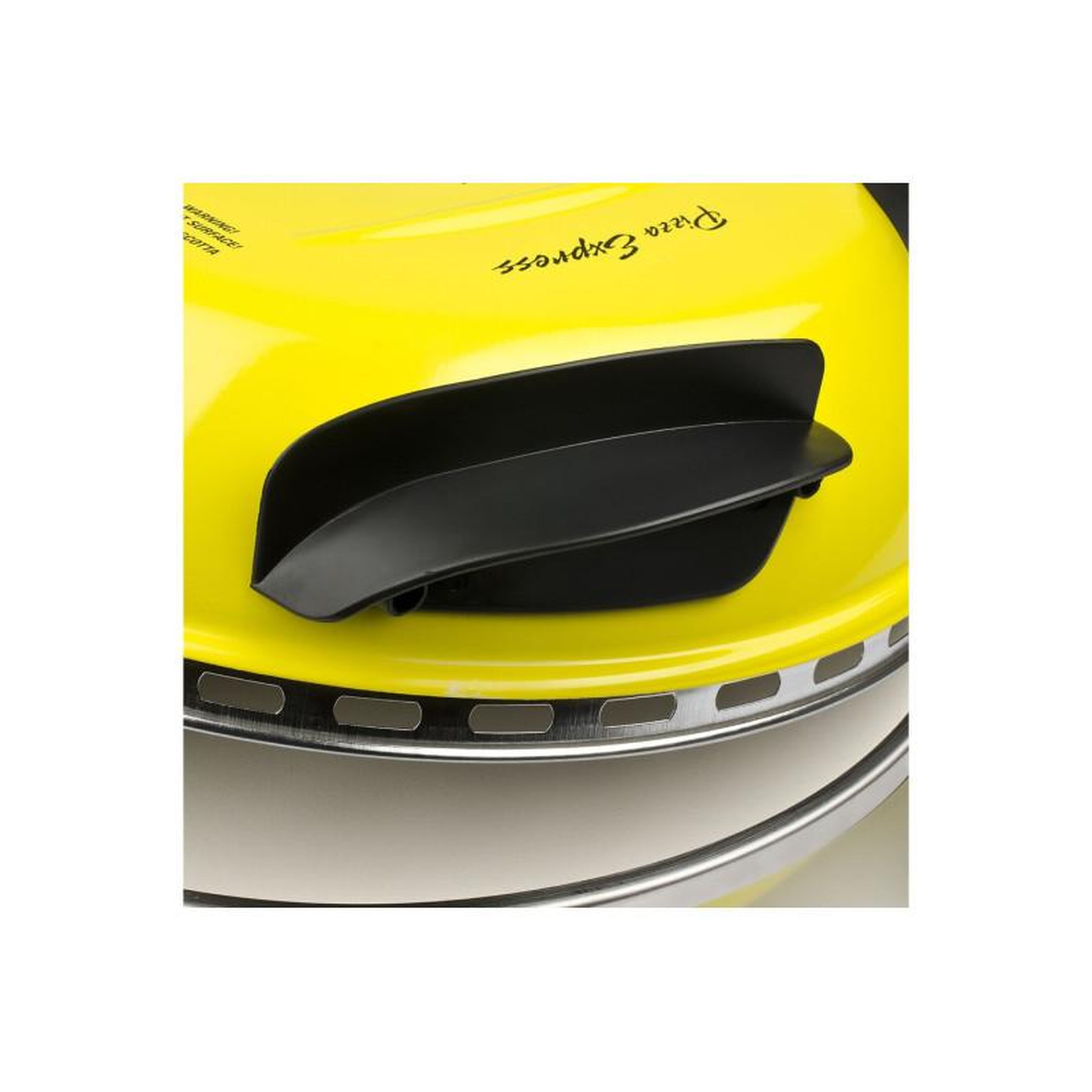 Voir la diapositive 3 : FERRARI Mini four Four posable G3 Ferrari DELIZIA Jaune G1000606 G1000605