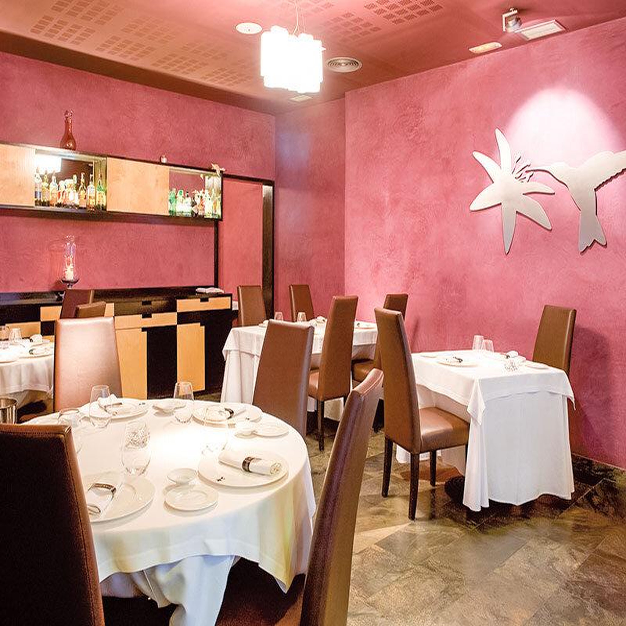 Voir la diapositive 3 : Smartbox Adresses gastronomiques : dîner 5 plats au restaurante nectari à barcelone - coffret cadeau gastronomie