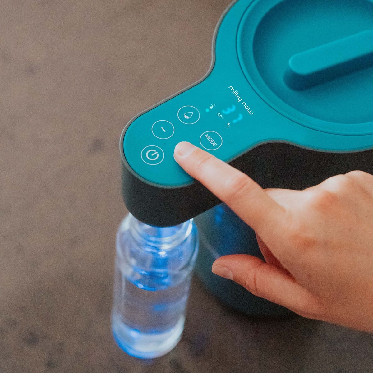 BABYMOOV Préparateur de biberons Milky Now