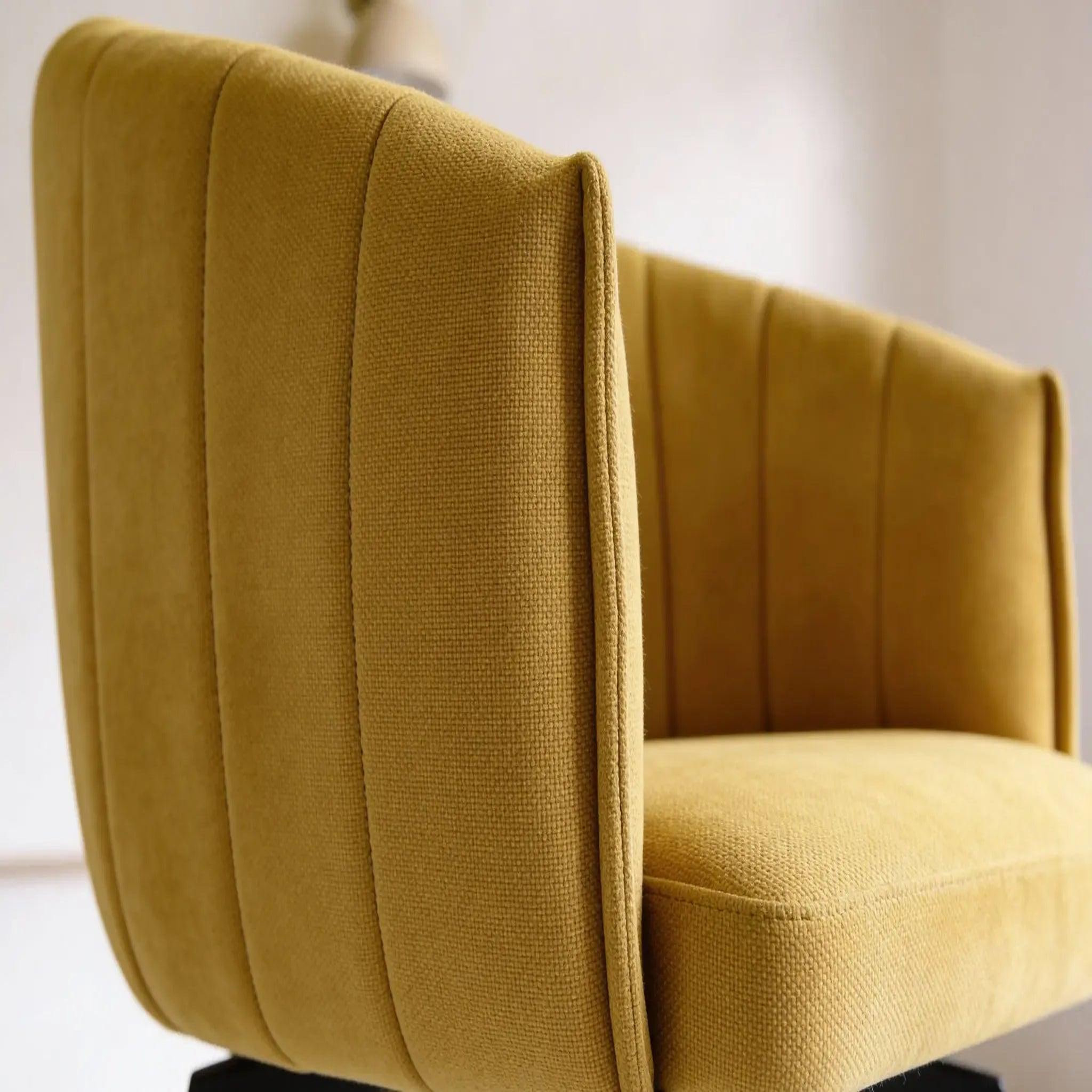 Voir la diapositive 3 : CASANOVA PARIS Jona - chaise pieds en métal