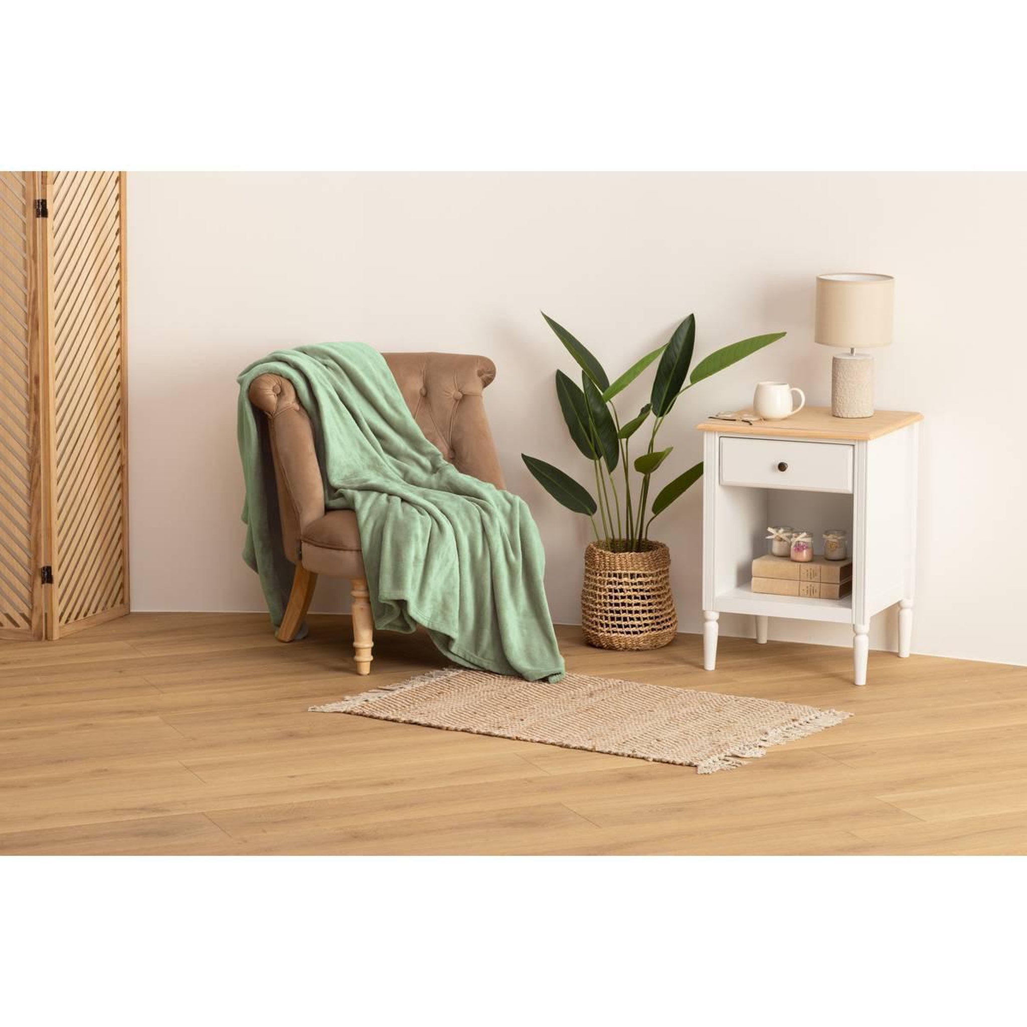 Voir la diapositive 6 : ATMOSPHERA Plaid uni microfibre  kiesa  180x260cm vert tilleul