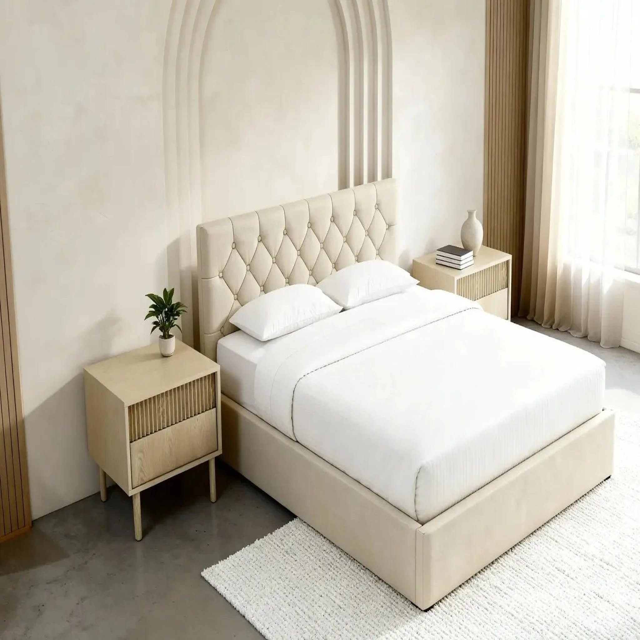 Voir la diapositive 6 : CASANOVA PARIS Emile - lit coffre tissu velours