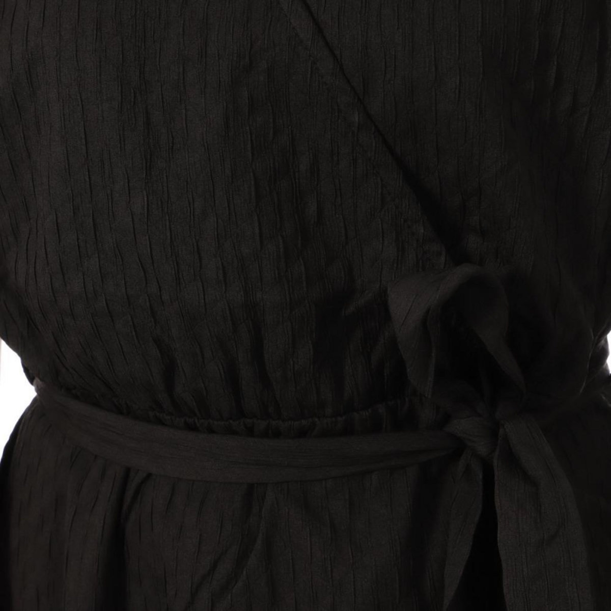 Vila Robe e Femme Vila Laka