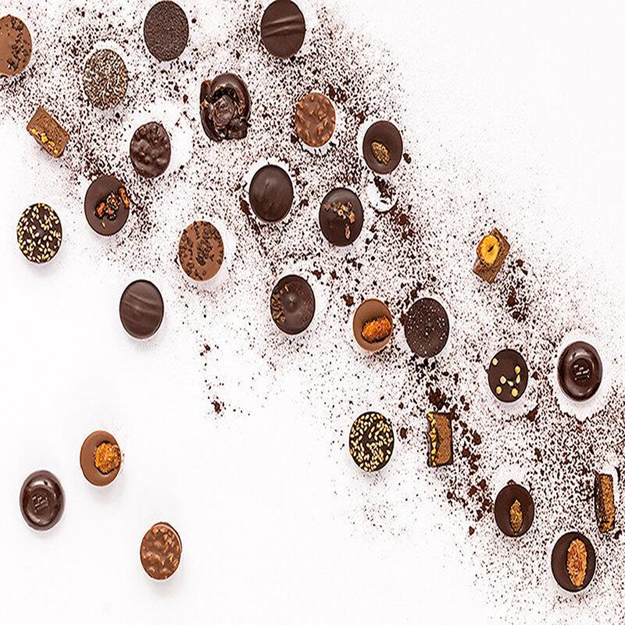 Voir la diapositive 3 : Smartbox Coffret fauchon : 15 chocolats fabuleux pralinés livrés à domicile - coffret cadeau gastronomie