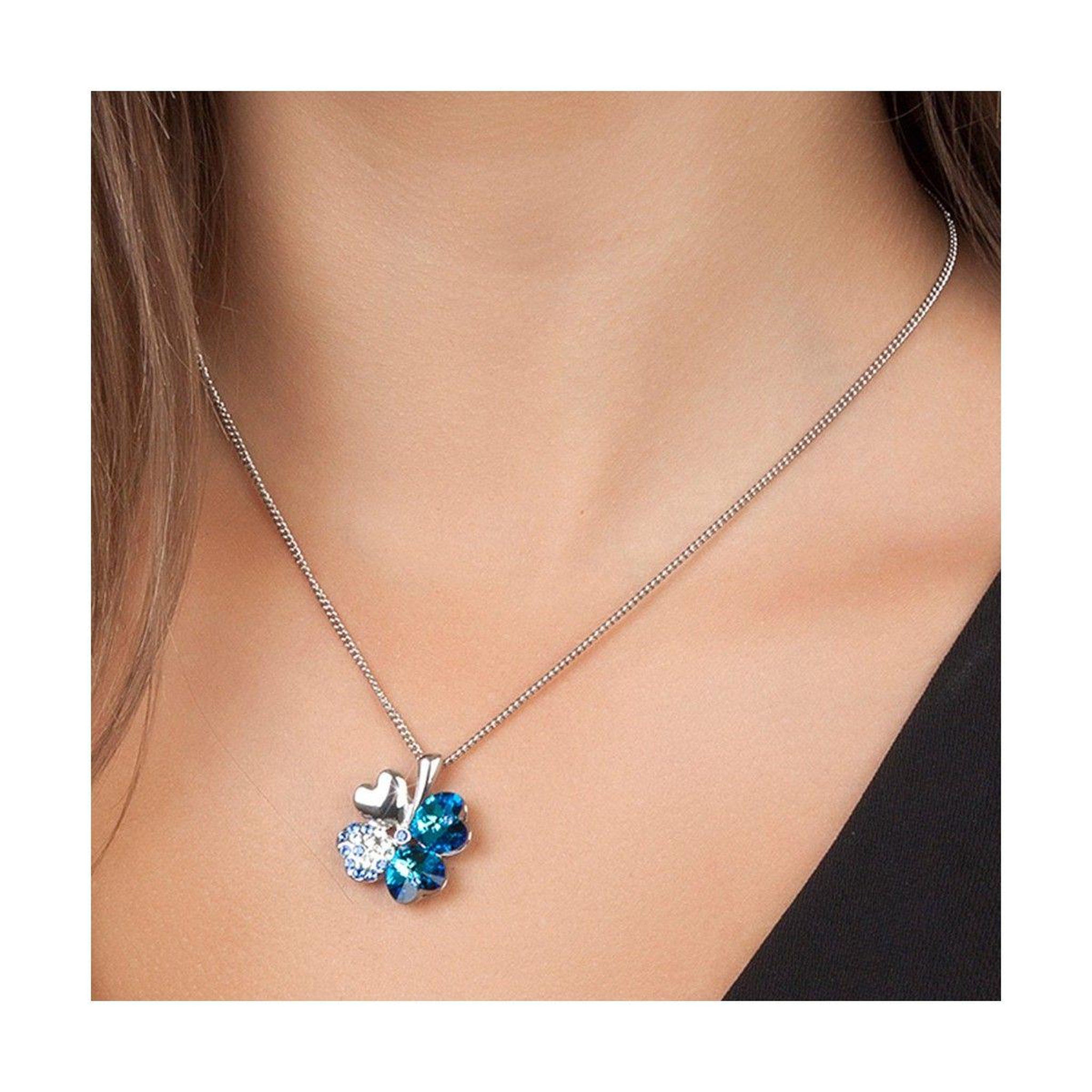 Voir la diapositive 2 : SC CRYSTAL Collier trèfle bleu SC Crystal orné de Cristaux scintillants