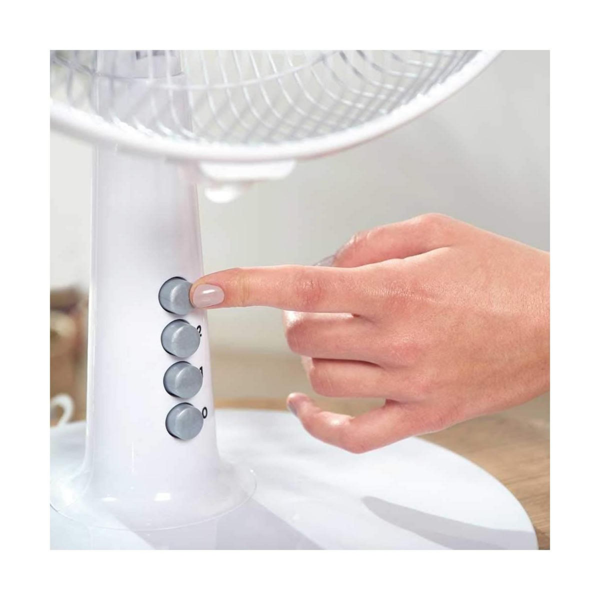 Black et Decker Ventilateur 40W Ø30cm 3 vitesses Oscillation/inclinaison réglable BLACK & DECKER