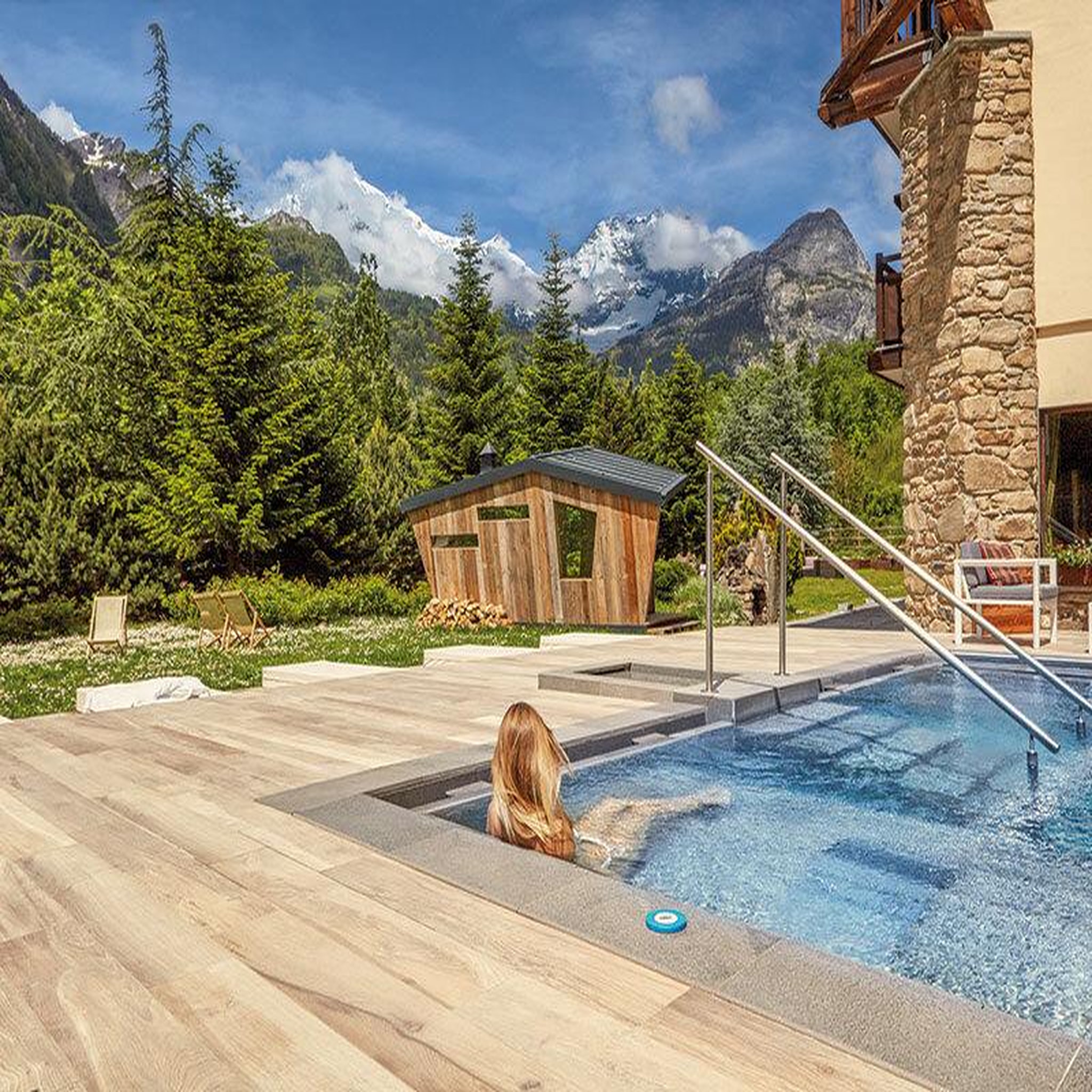Voir la diapositive 2 : Smartbox Qc spa of wonders : 1 nuit en resort avec spa en italie - coffret cadeau séjour