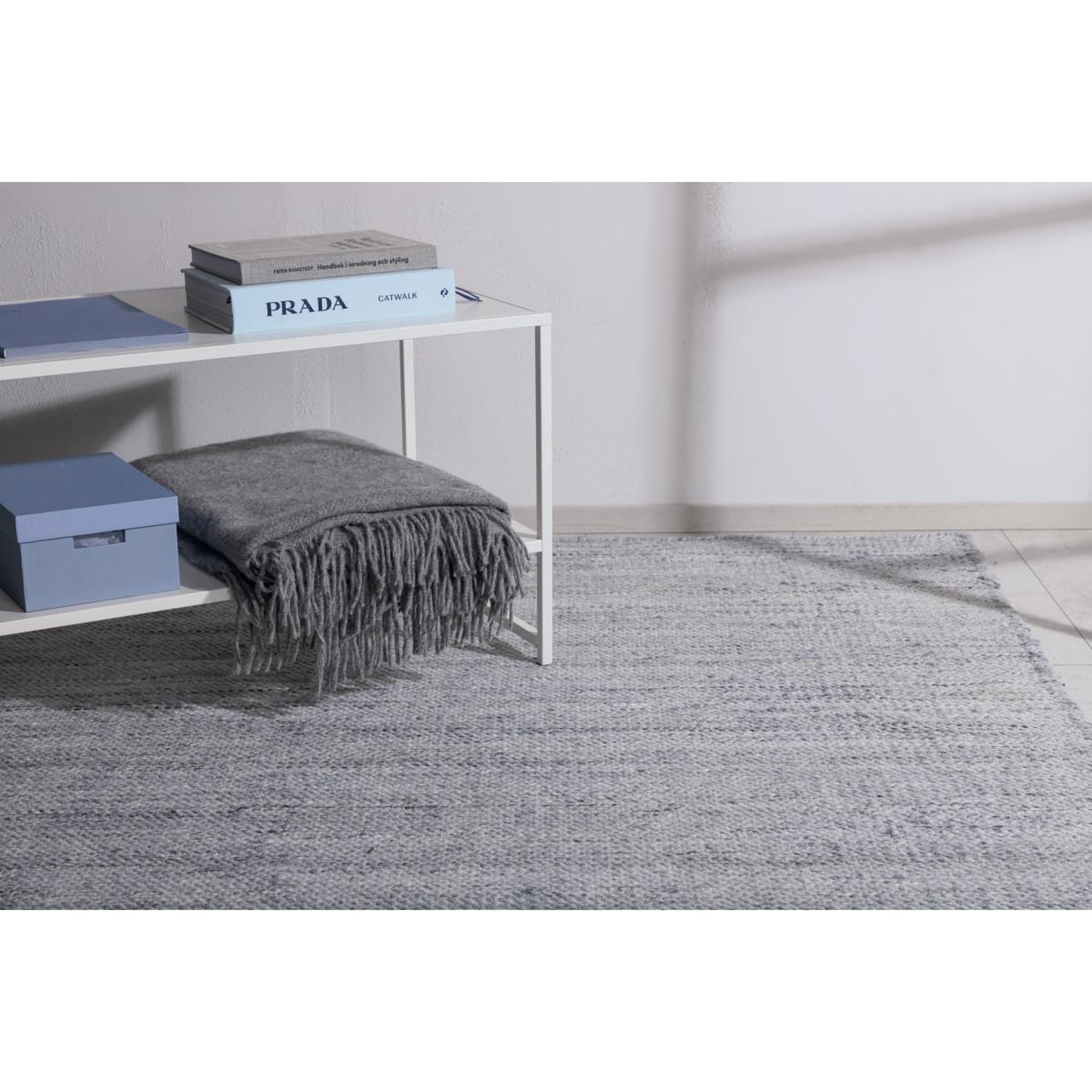 Voir la diapositive 5 : Paris Prix Tapis déco  devina  171x242cm argent