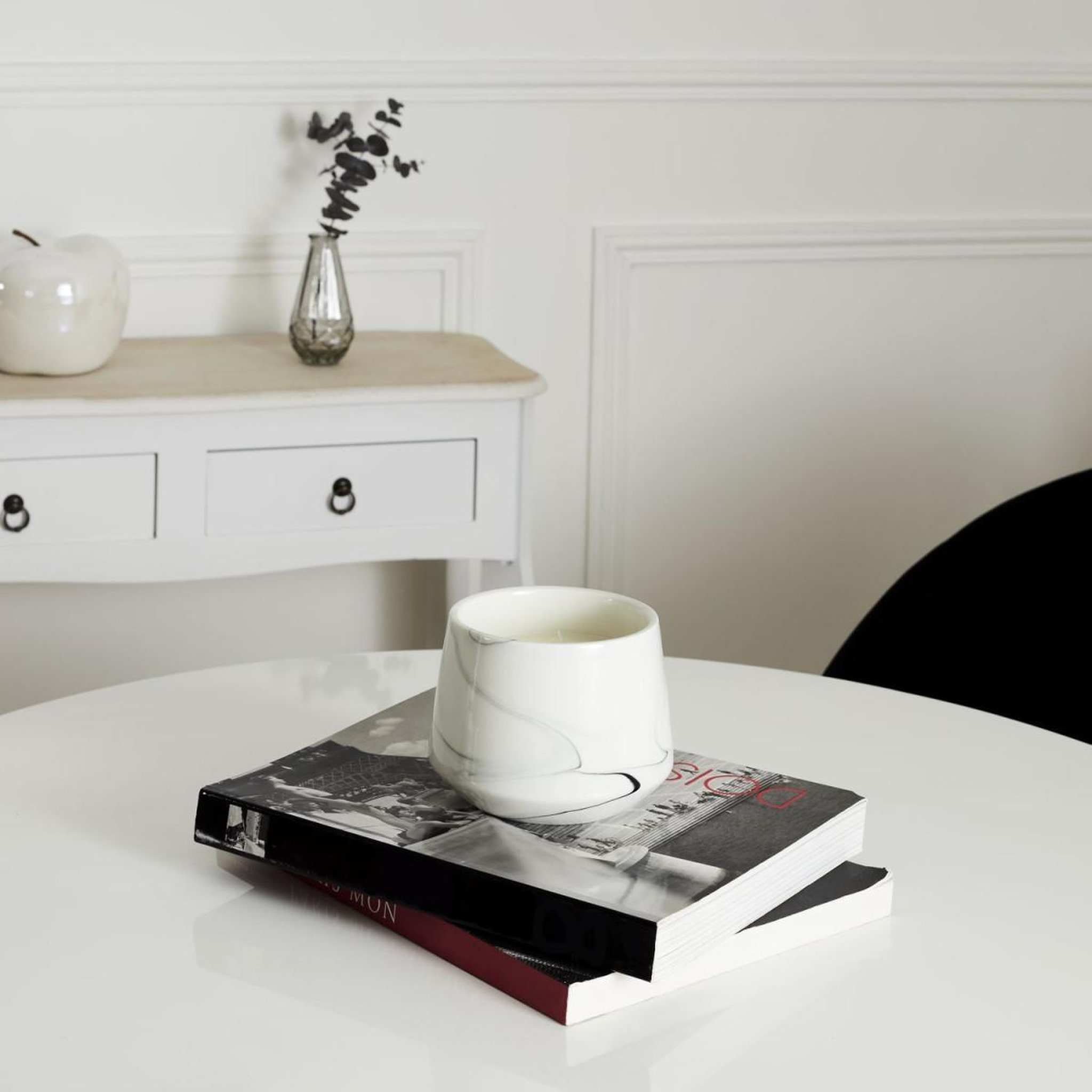 Voir la diapositive 2 : The Home Deco Factory Bougie parfumée  marbré  13cm orchidée blanche