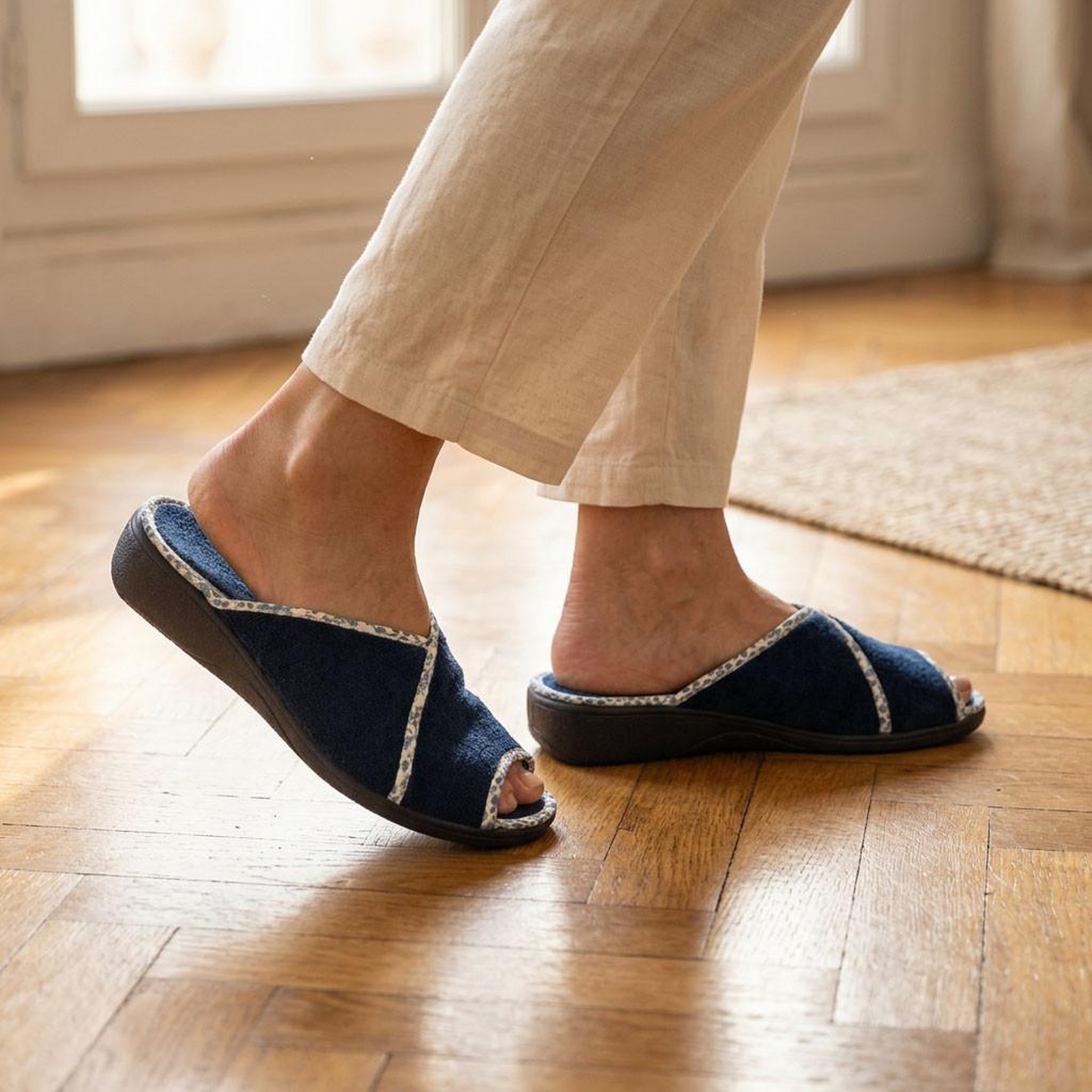 Voir la diapositive 2 : OZABI OZABI-Pantoufle Mule Femme Eponge Respirante Fabrication Espagnole, Bout Ouvert