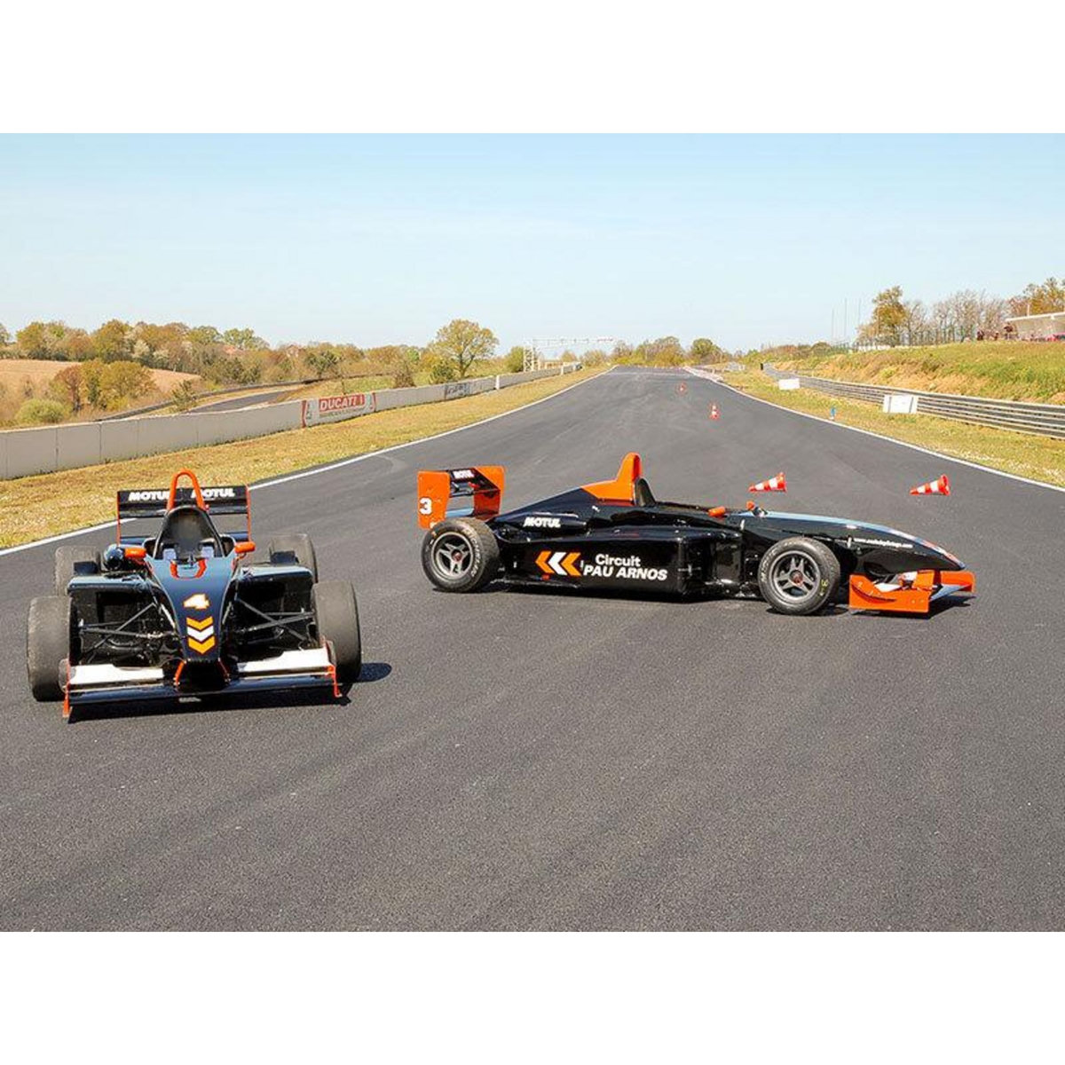 Smartbox Stage de pilotage : 6 tours sur le circuit de Pau-Arnos en Formule 3 - Coffret Cadeau Sport & Aventure