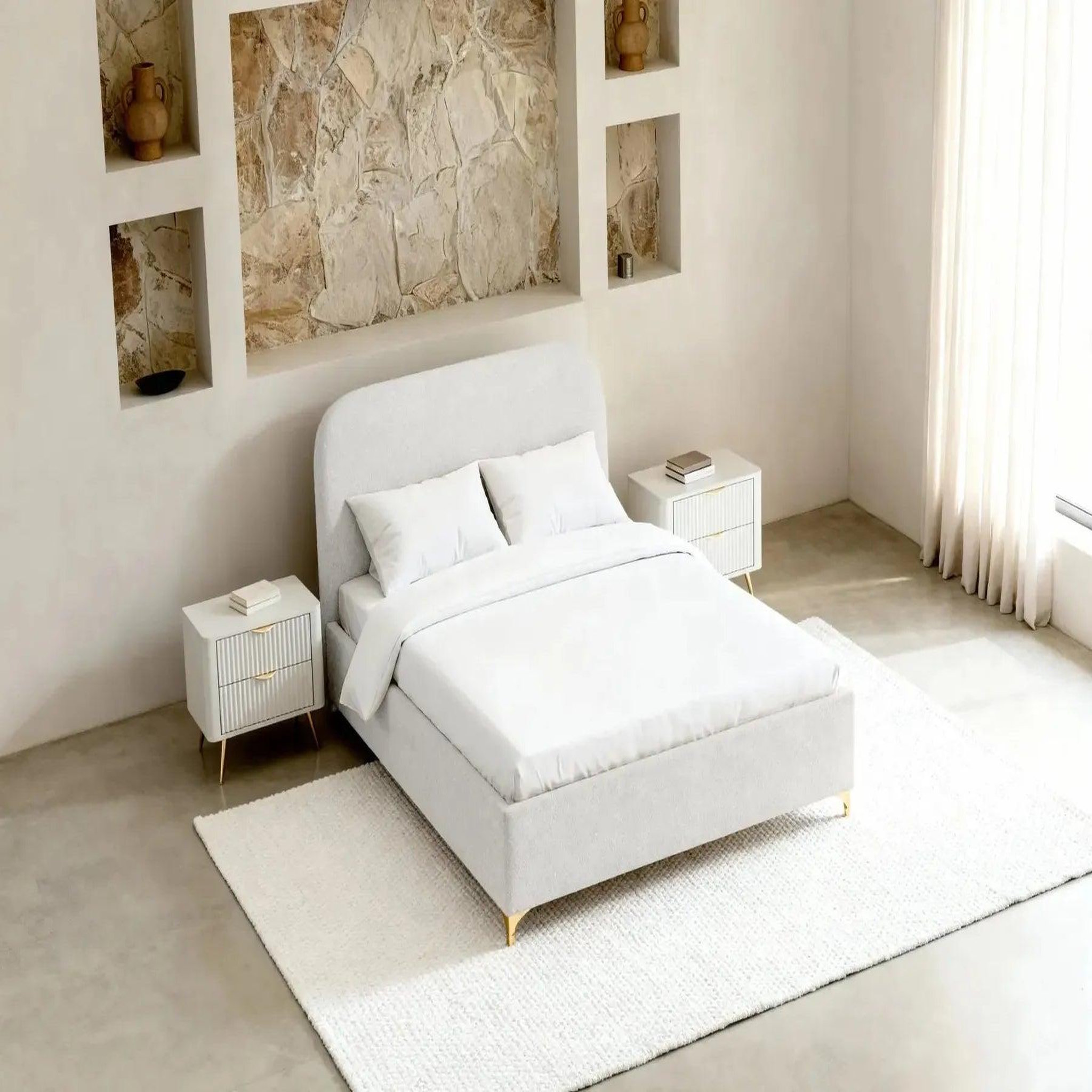 Voir la diapositive 5 : CASANOVA PARIS Charlotte - lit coffre tissu chenille