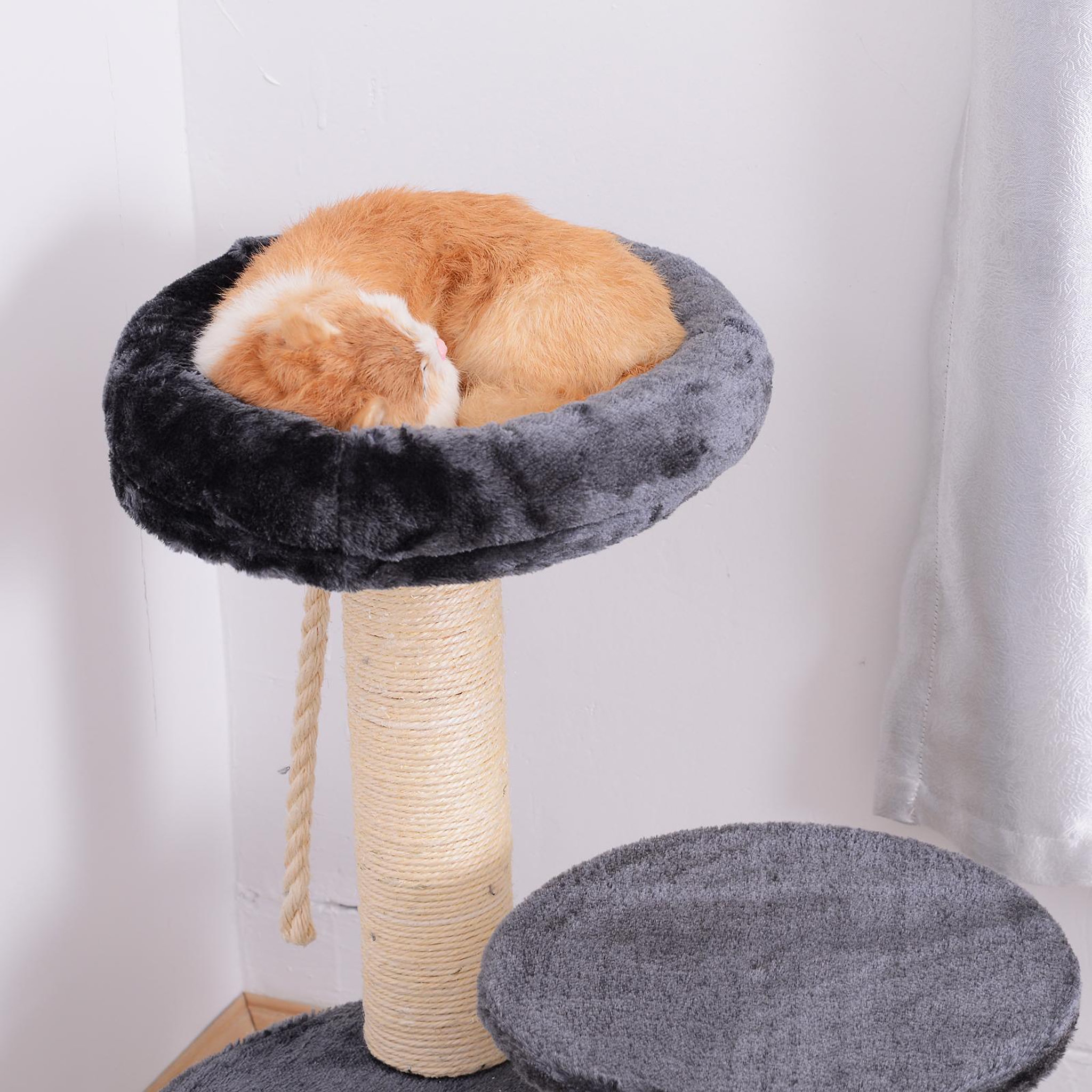 Voir la diapositive 6 : PAWHUT Arbre à chats 2 griffoirs grattoirs sisal naturel 3 plateformes corde à grimper dim. Ø 40 x 65h cm peluche haute densité 500 g/m² gris