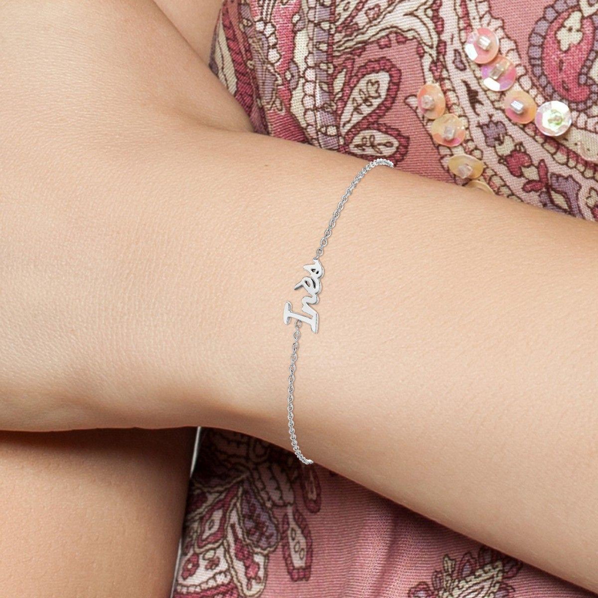 Voir la diapositive 2 : SC CRYSTAL Inès - Bracelet prénom