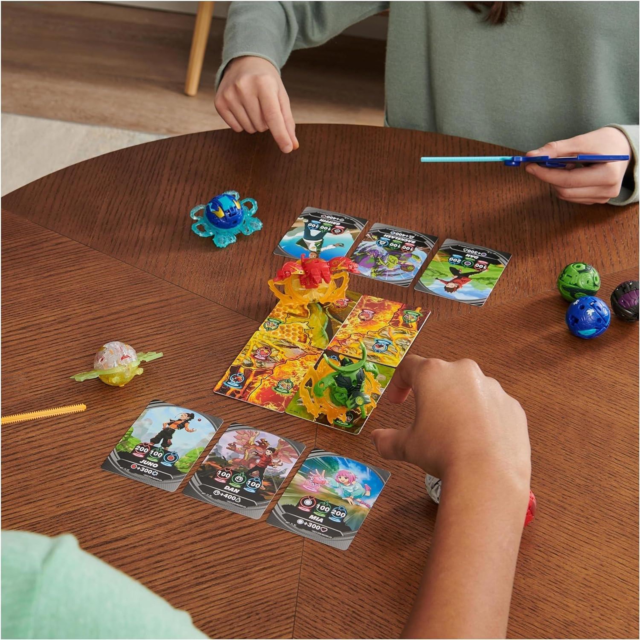 Voir la diapositive 6 : SPIN MASTER Bakugan - Battle Pack Collection