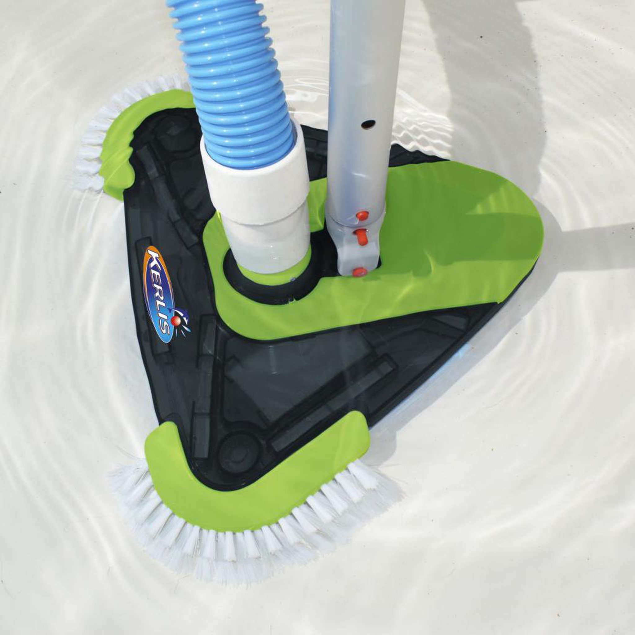 Voir la diapositive 2 : KERLIS Aspirateur piscine triangulaire xpro