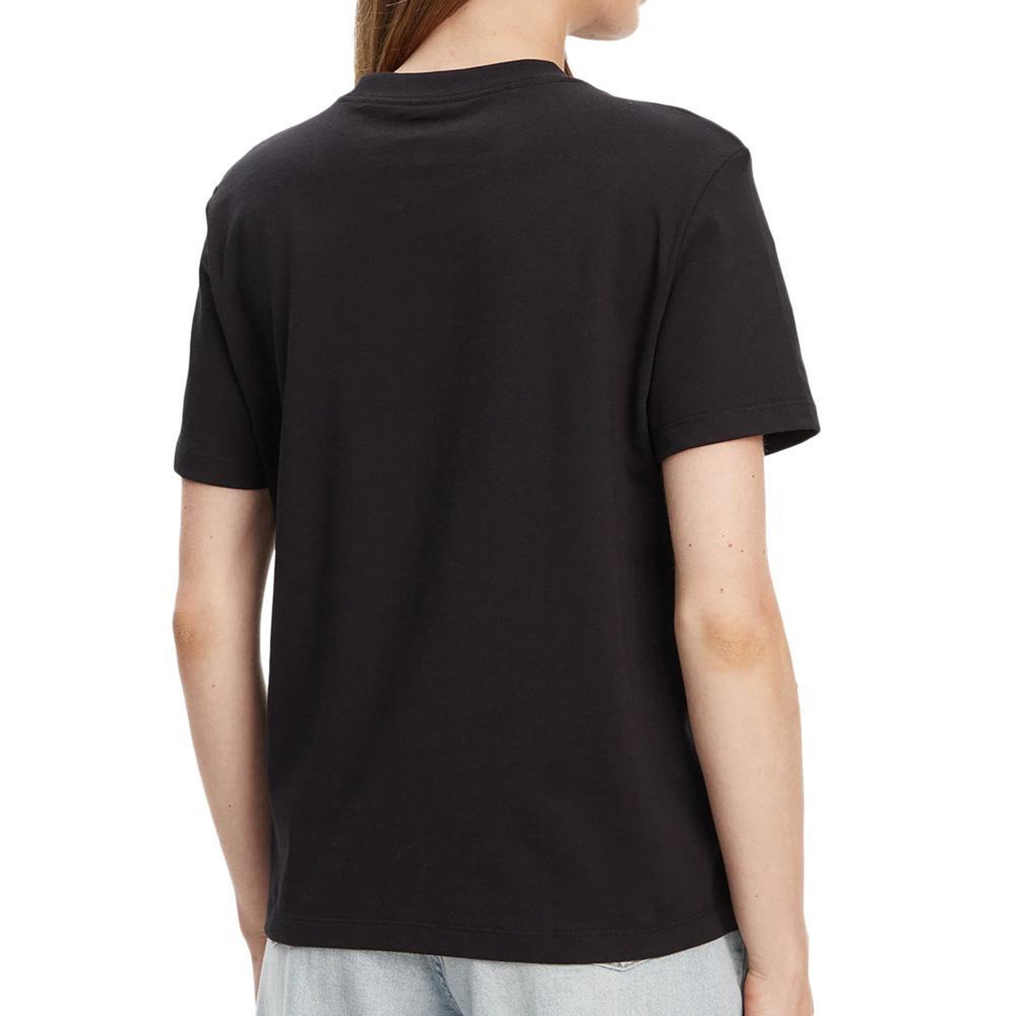 Voir la diapositive 2 : CALVIN KLEIN JEANS T-shirt Noir Femme Calvin Klein Jeans Ss 20s Classic Logo