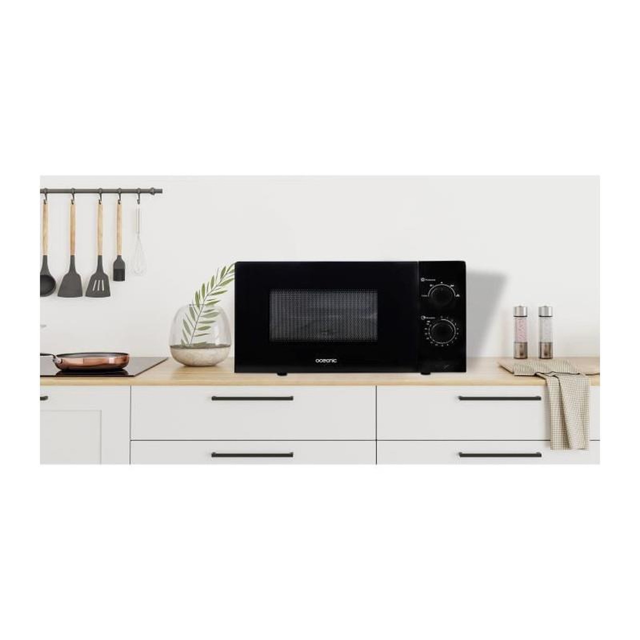 Voir la diapositive 3 : OCEANIC Micro-ondes OCEANIC MO20B11 Noir l 45,4 x H26,1 x P32,6 cm - 20L