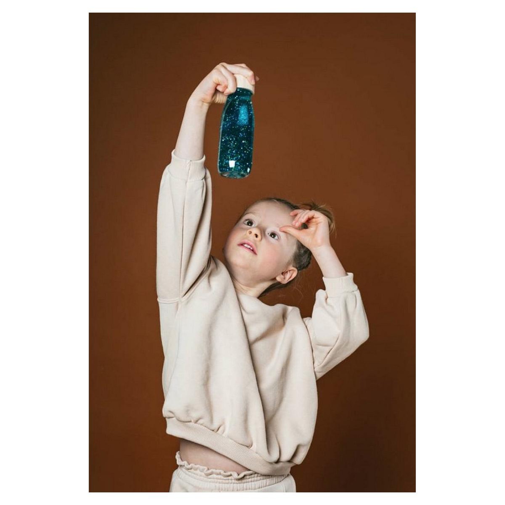 Voir la diapositive 3 : PETIT BOUM float turquoise - bouteille sensorielle